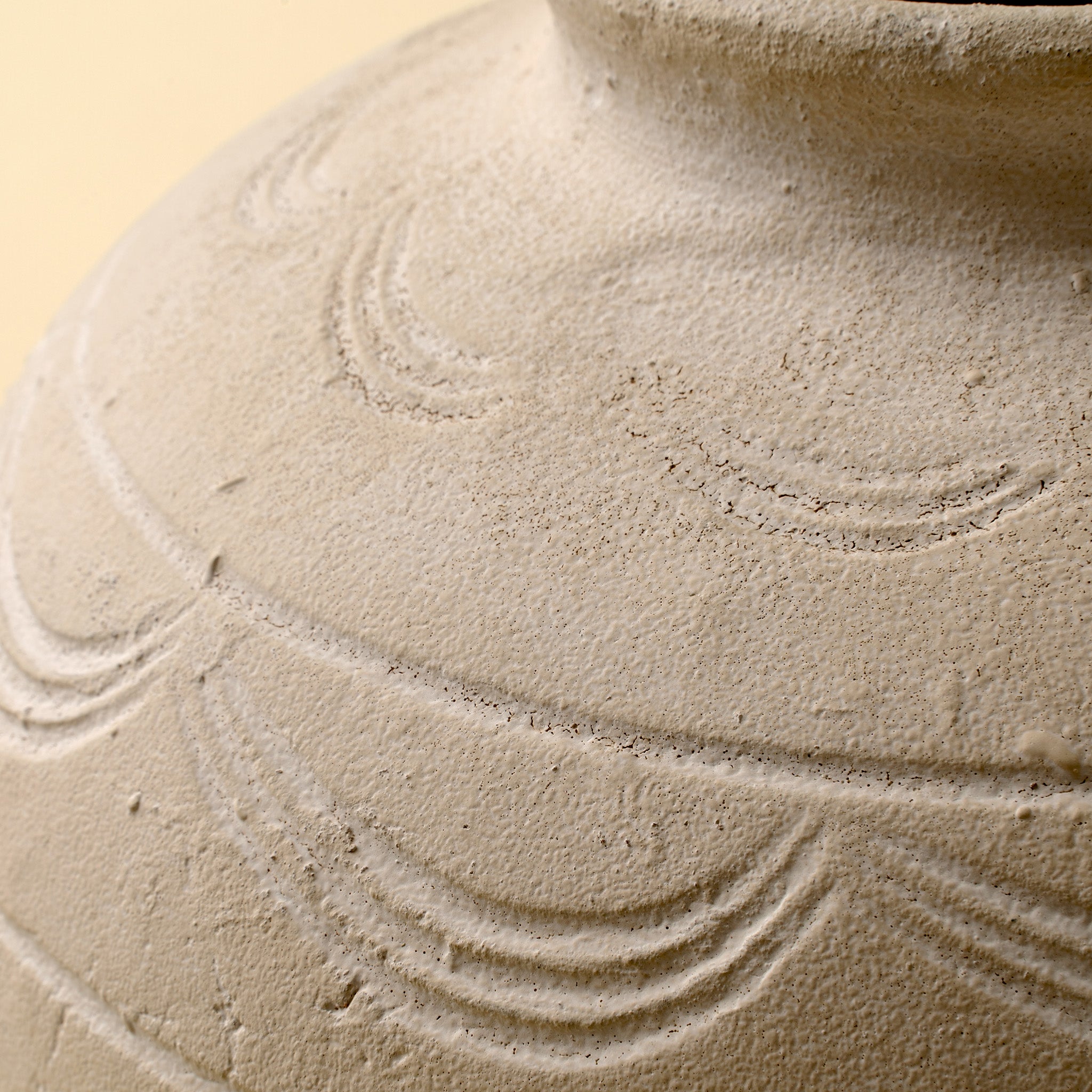 Vase en Terre Cuite Solano | Grand Format | Texture Intemporelle et Artisanale