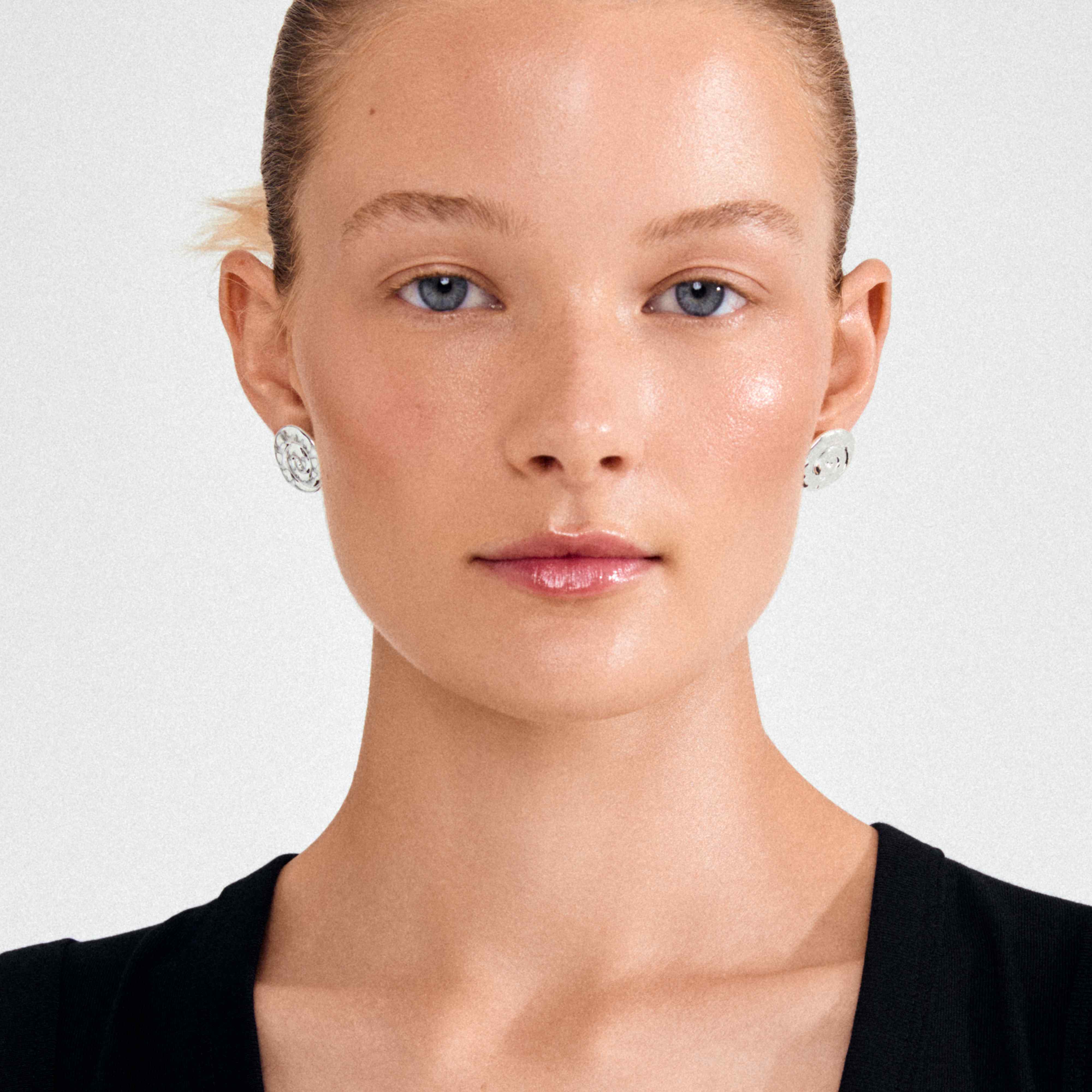 HAZE recycled seashell stud earrings