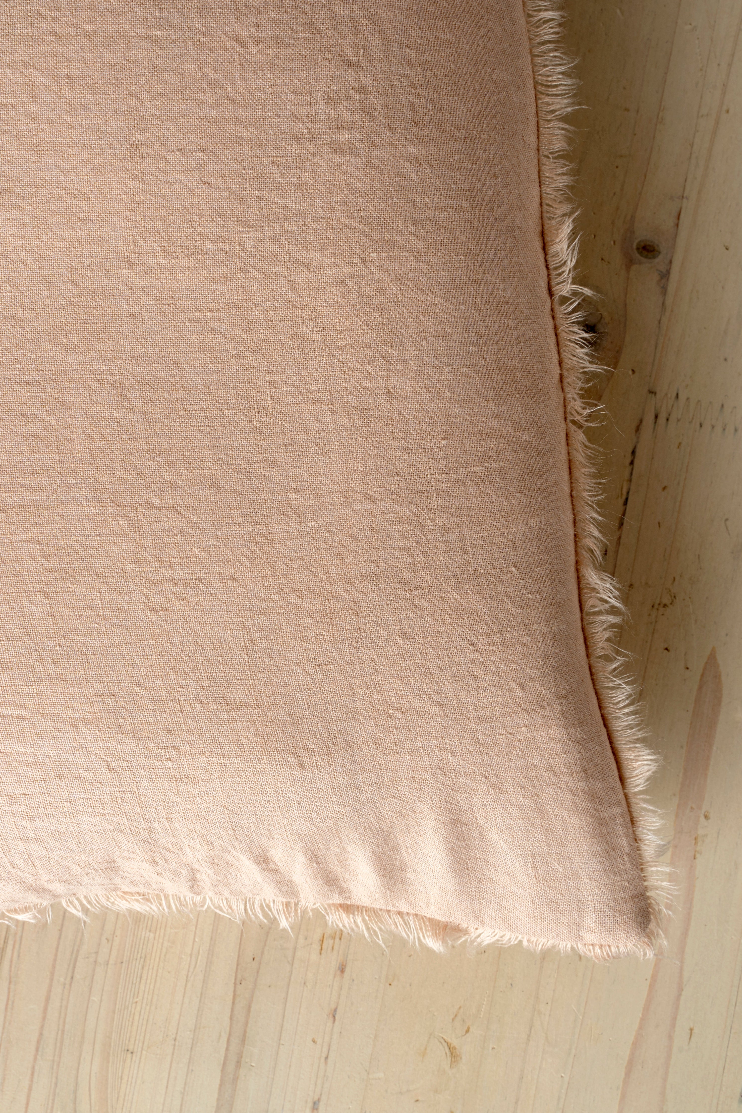 Coussin Lina en Lin Belge | 35 x 79 cm | Pivoine