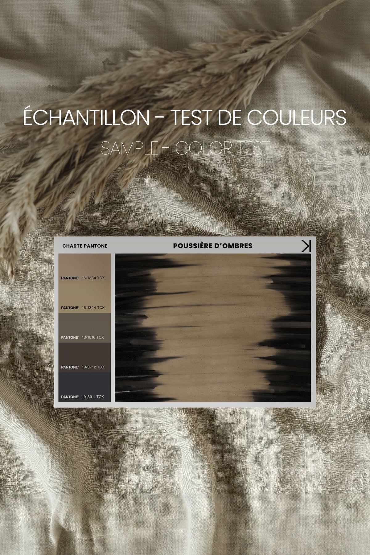 Œuvre sur toile étirée sur carte test de couleurs, aperçu de l’abstraction.
