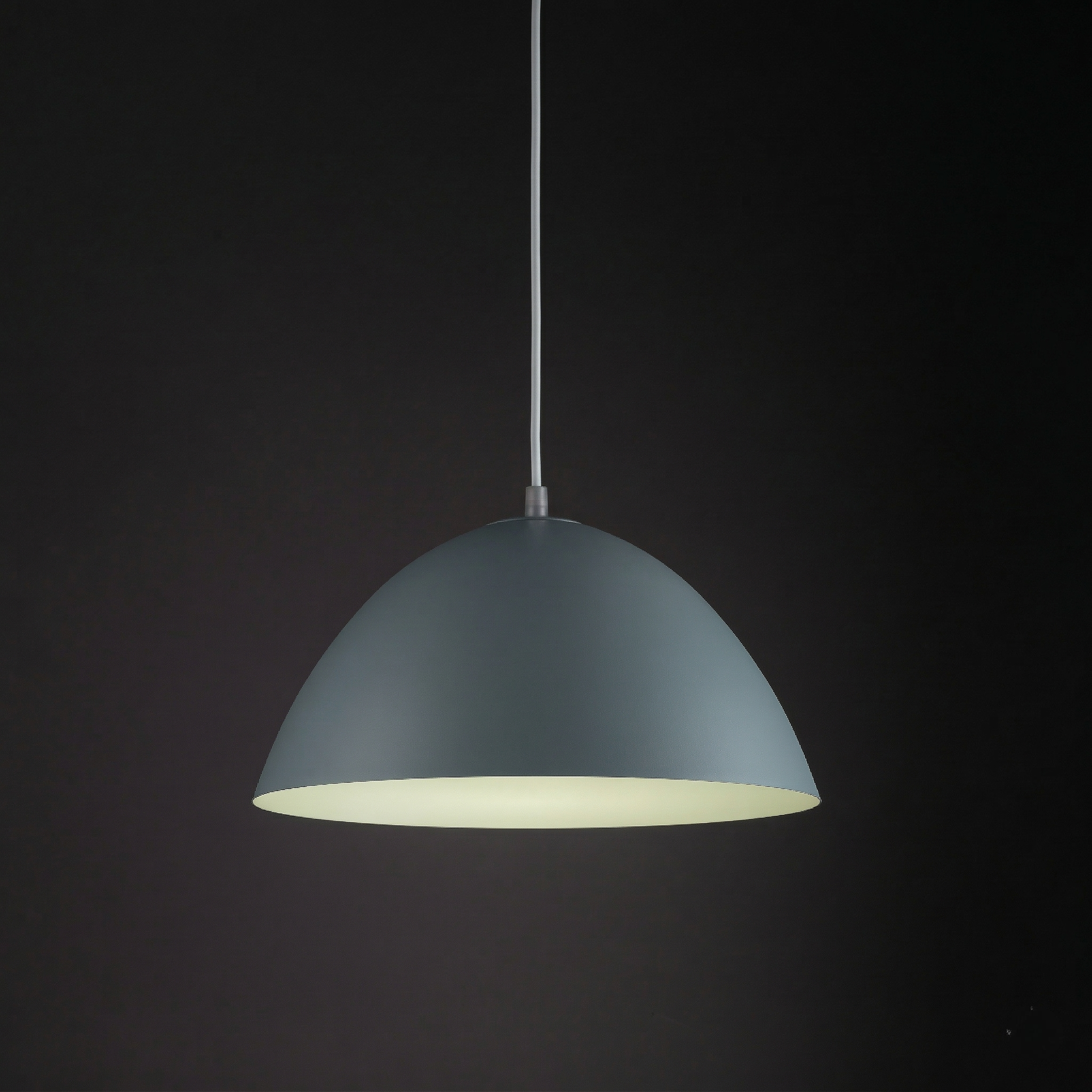 Suspension FARO en acier peint | Luminaire suspendu moderne et classique