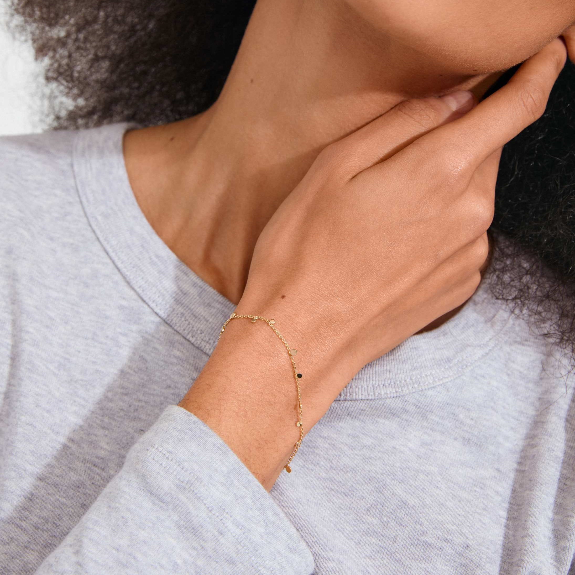 Bracelet BAYLEN à petites pièces | Fait à la main | Plaqué or ou argent