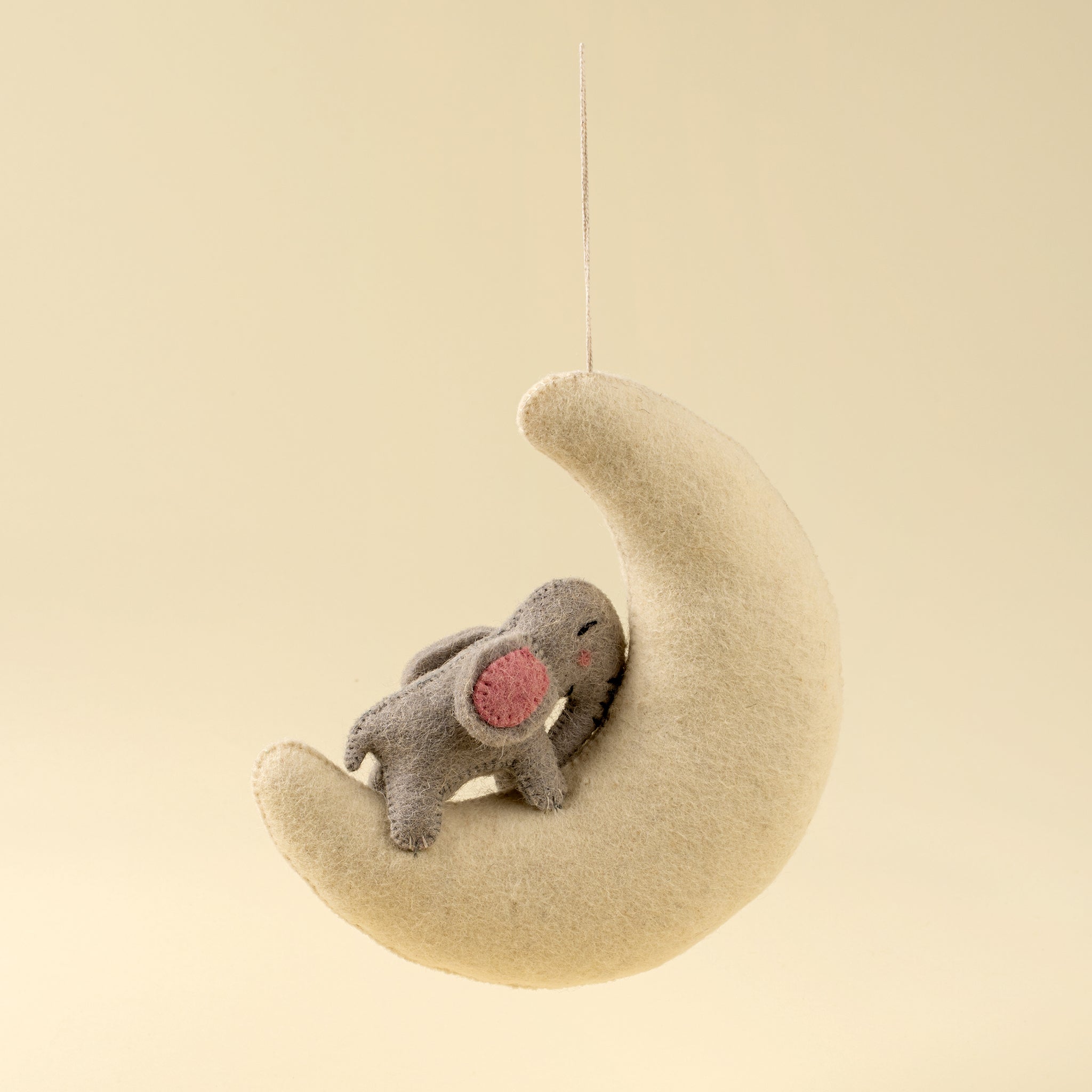 Suspension en feutre Elephant dreams | Décoration chambre bébé faite main