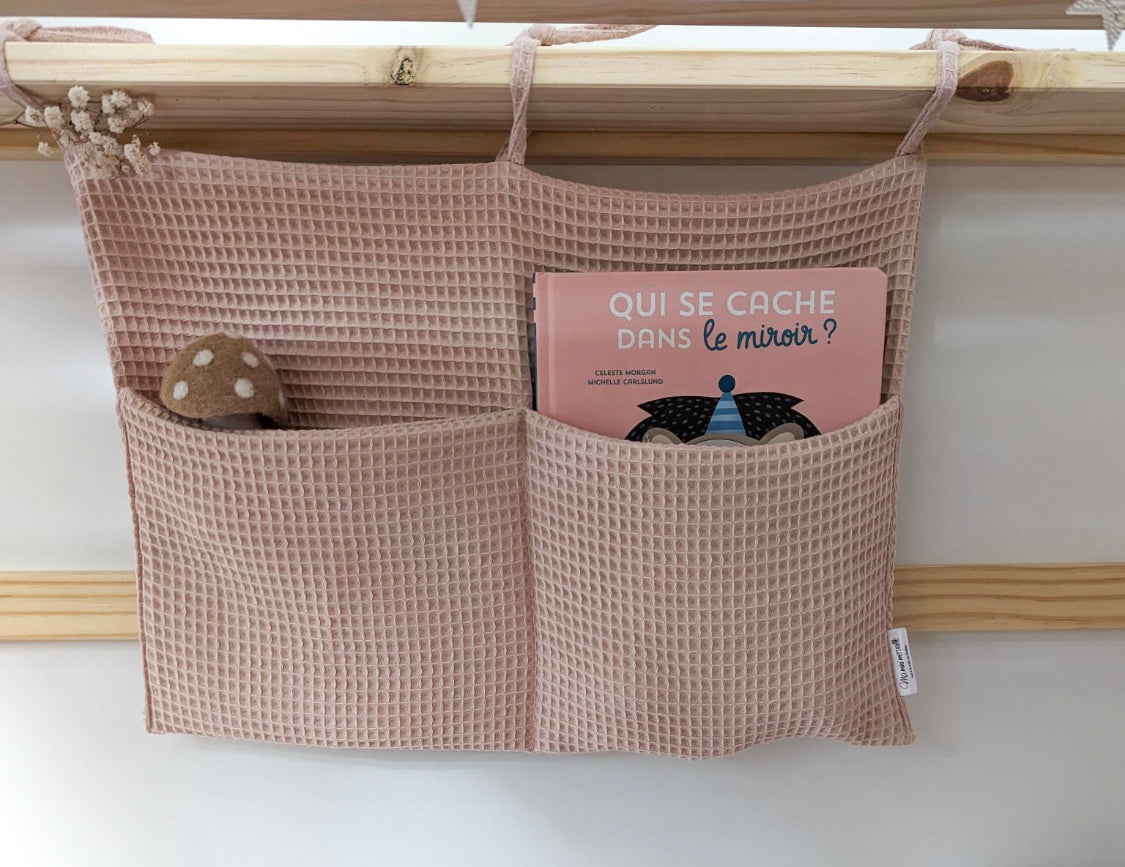 Storage pouch