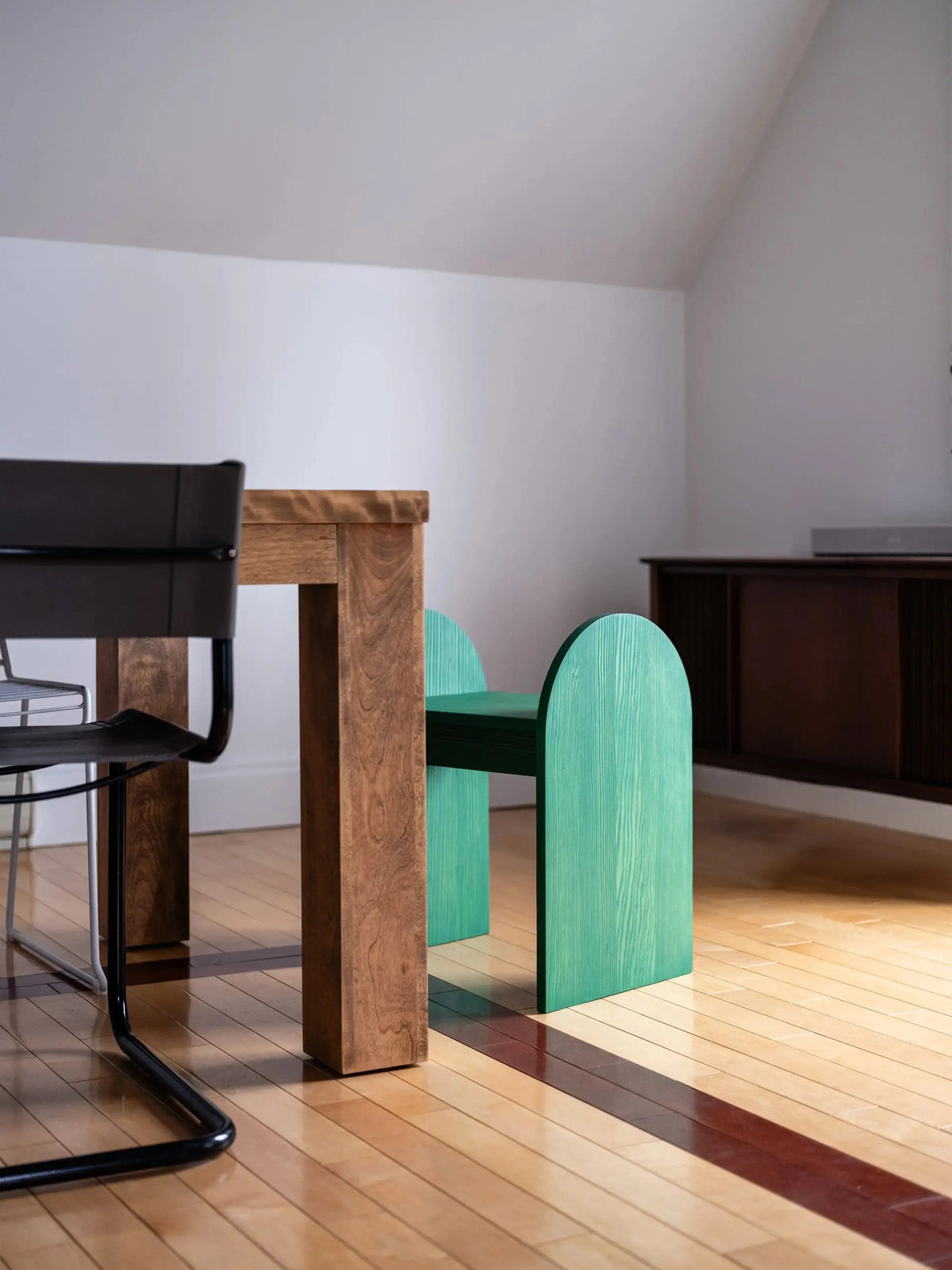 Tabouret et table d’appoint BUIS | Bois massif | Fait à la main au Québec