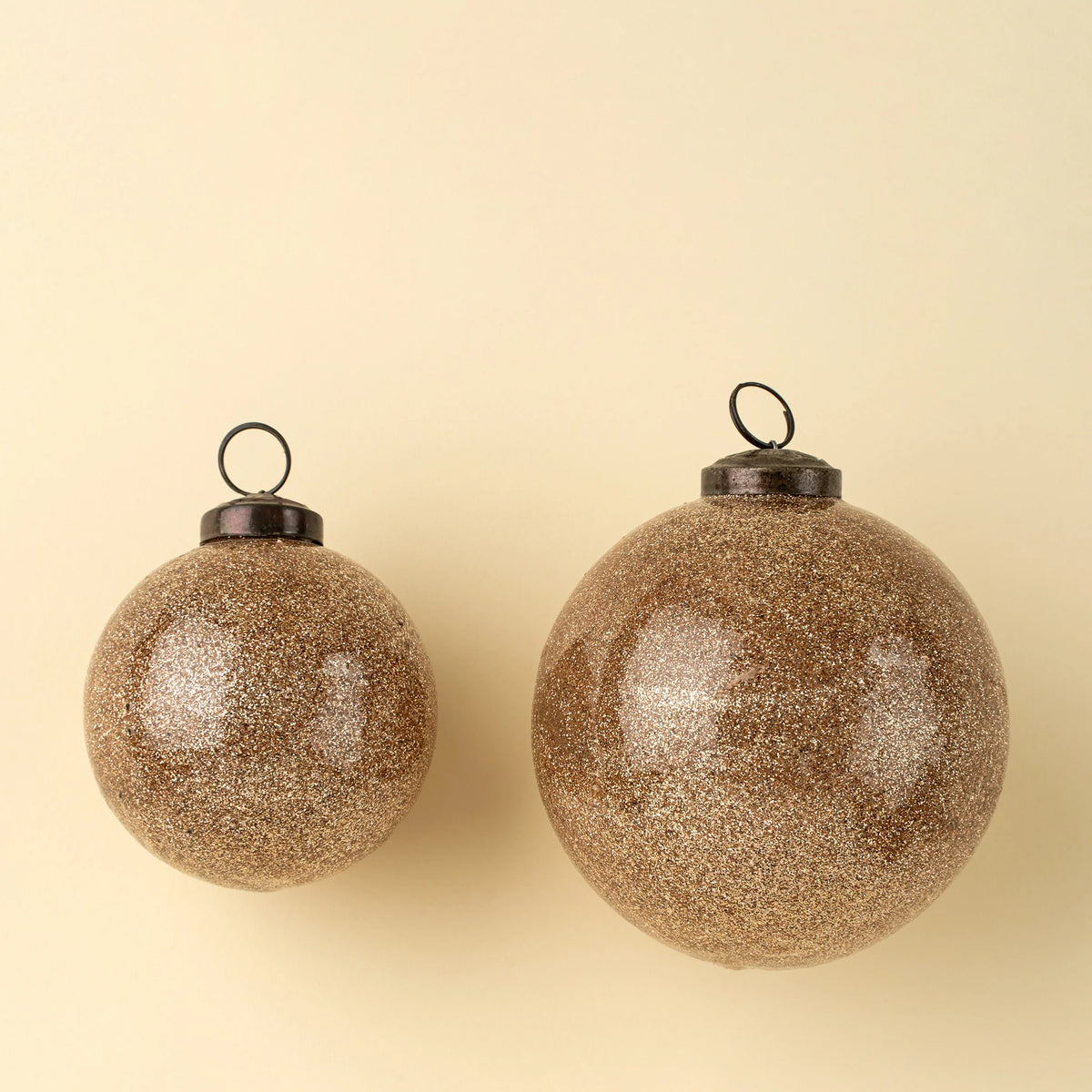 Boule de Noël scintillante Glitter Ball | Rose poudré | 4 po