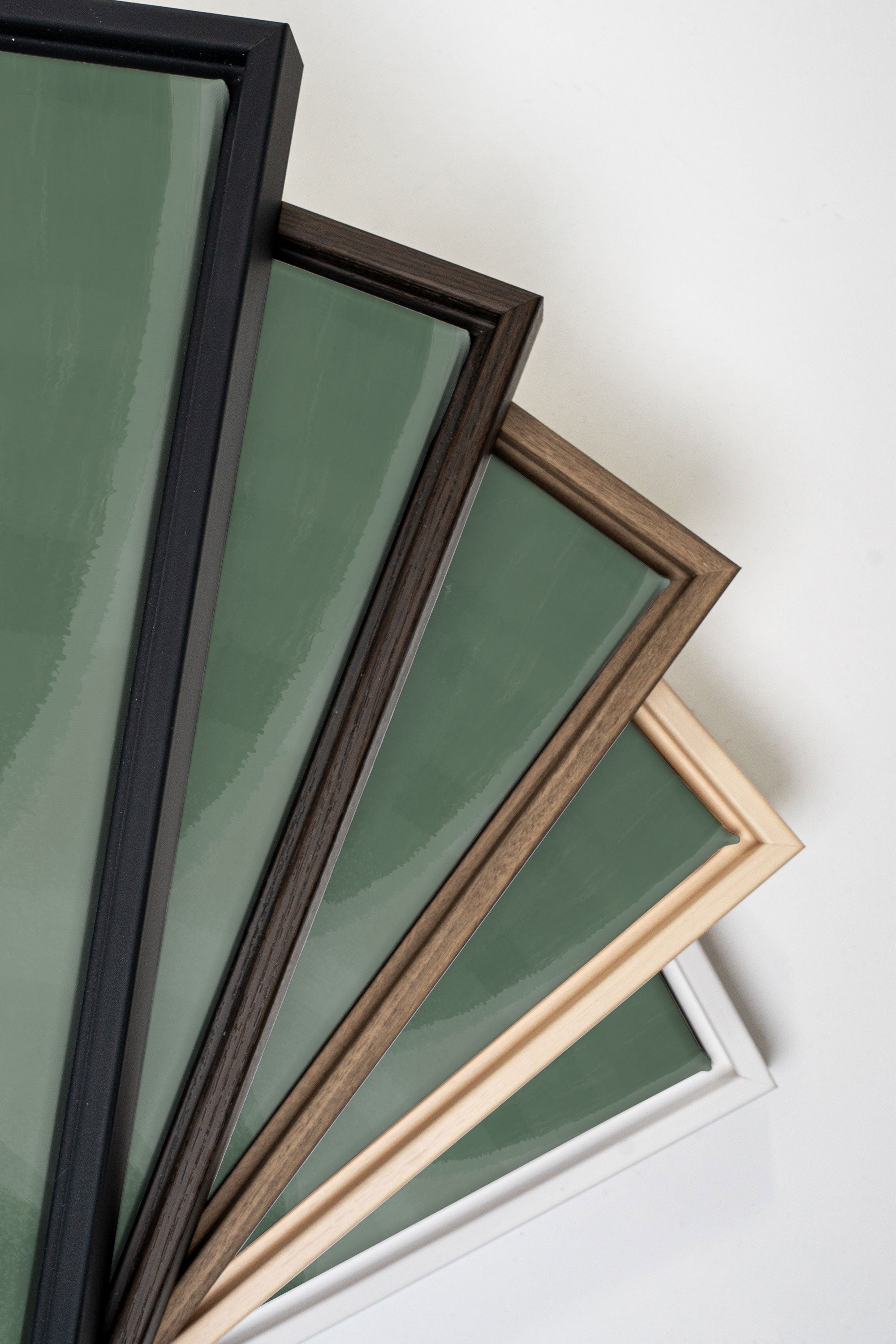 WAVES OF SERENITY, Oeuvre sur toile étirée