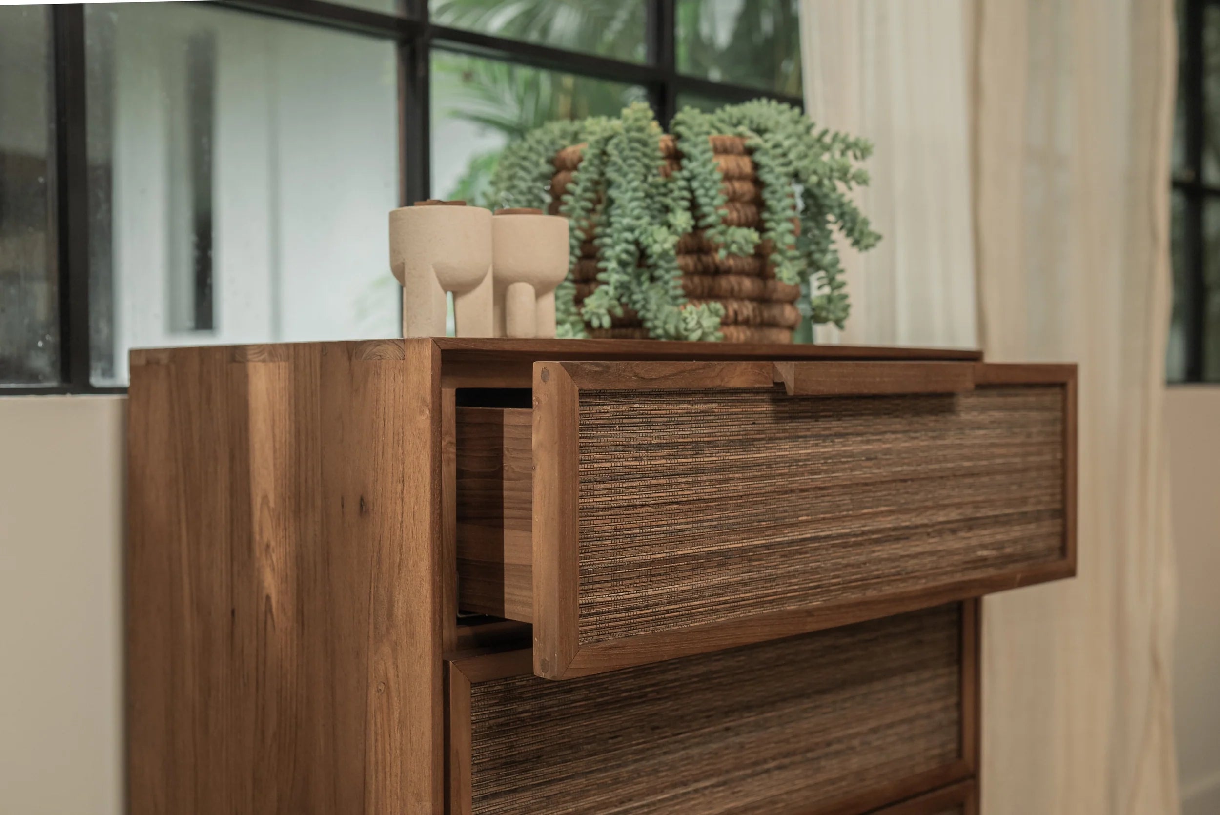 Commode Hopper à 4 Tiroirs | Fabriqué à la main | dBodhi