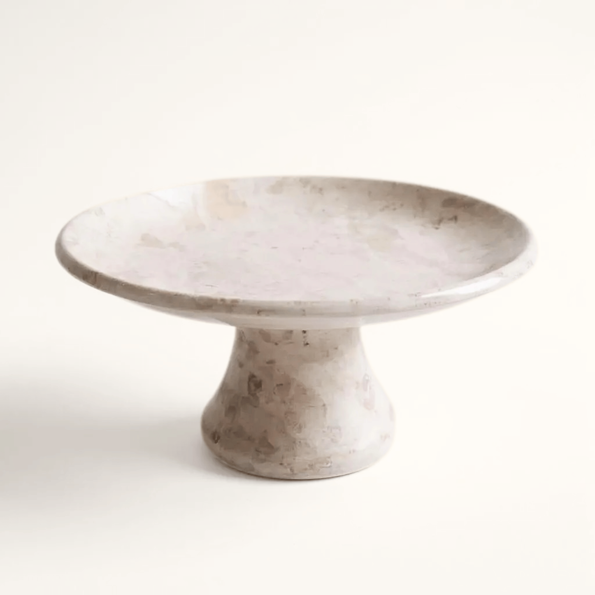 Plateau de service sur pied en marbre Crusoë crème et noir anthracite, accessoire décoratif élégant pour table et présentation.