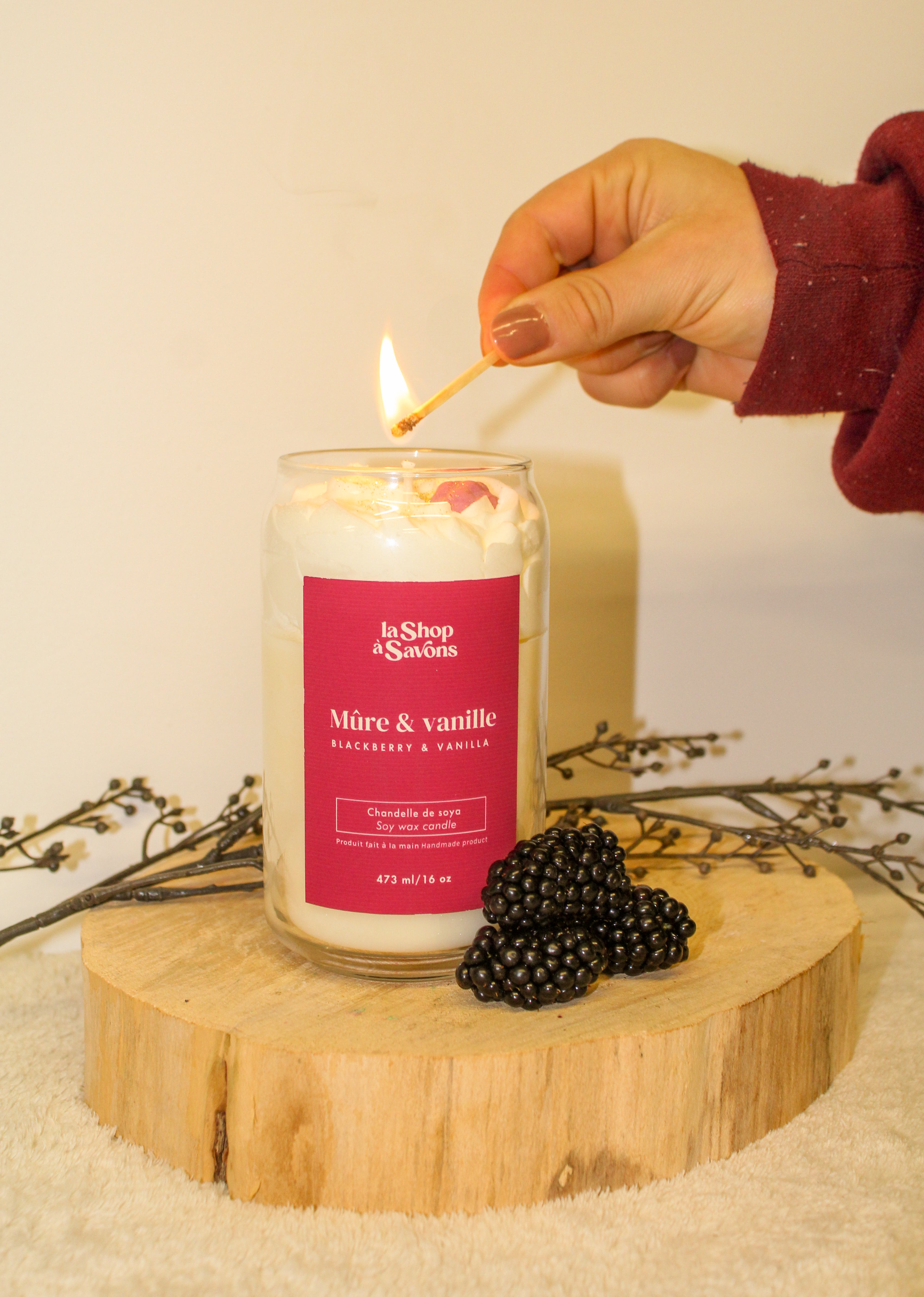 16 oz Blackberry & Vanilla Soy Candle | Handmade in Quebec | La Shop à Savons