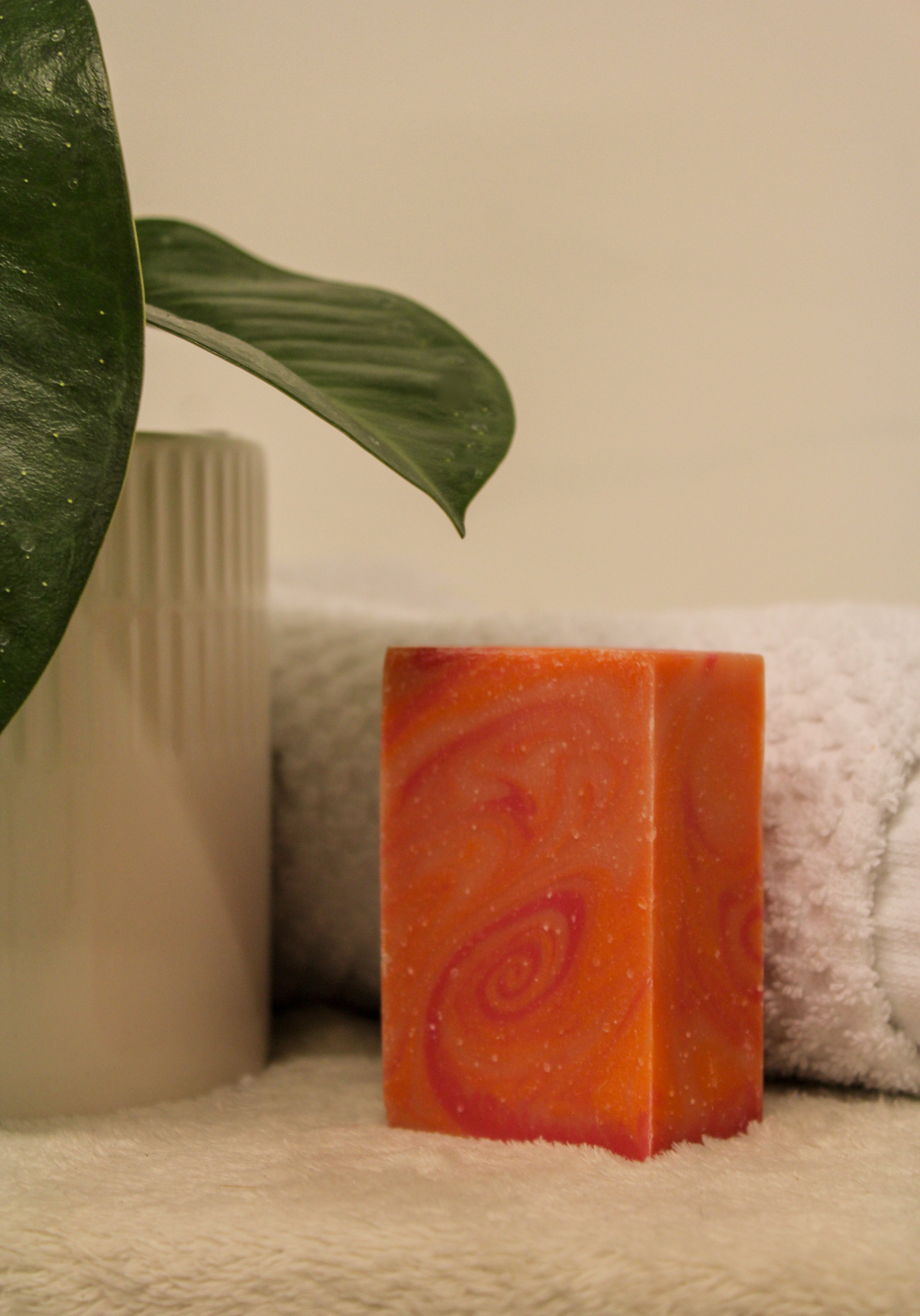 Savon en barre Pamplemousse rose | Fait à la main au Québec | Végan | La Shop à Savons