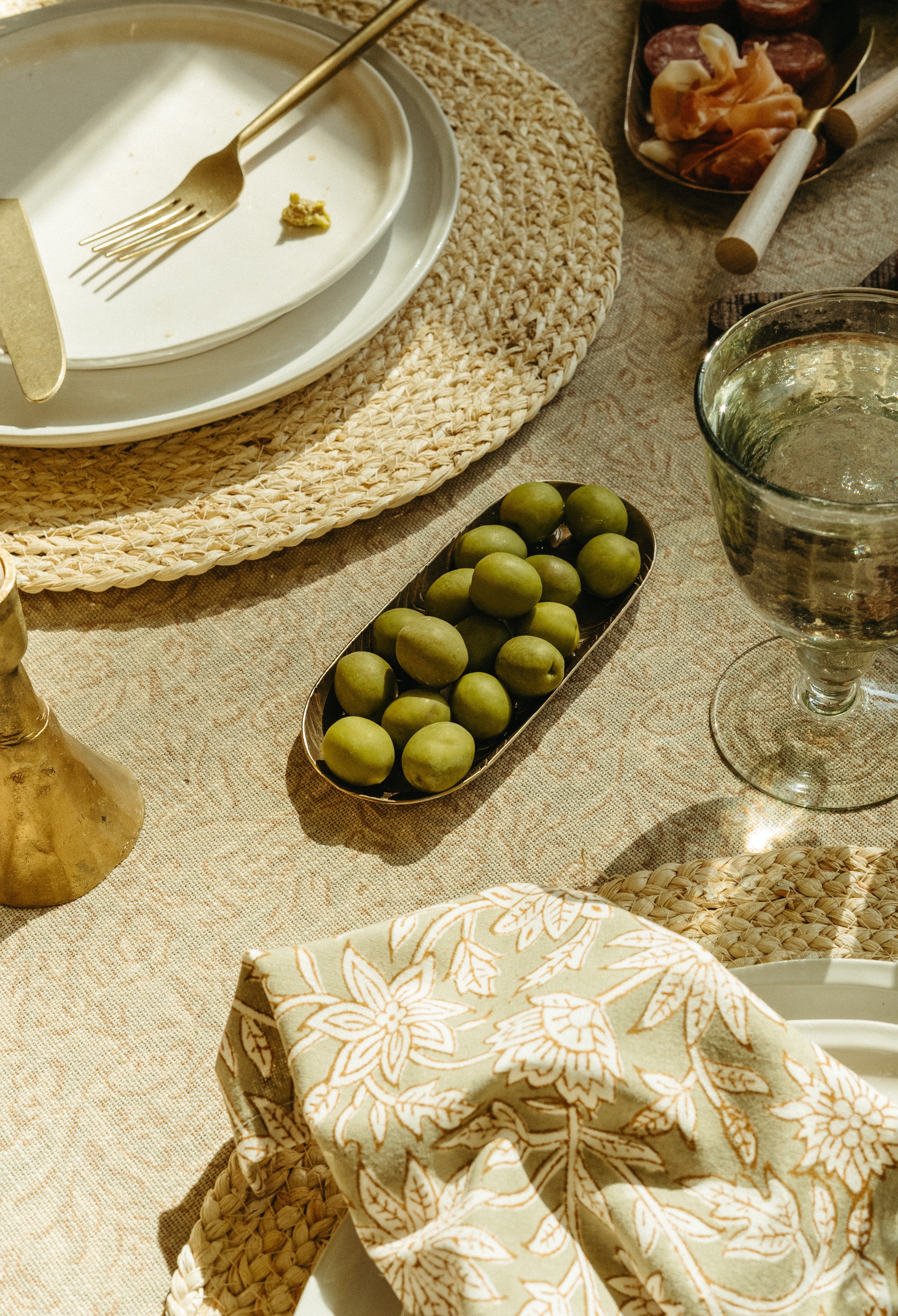 Nappe Saanvi à motifs bloc | Fait à la main | Coton biologique