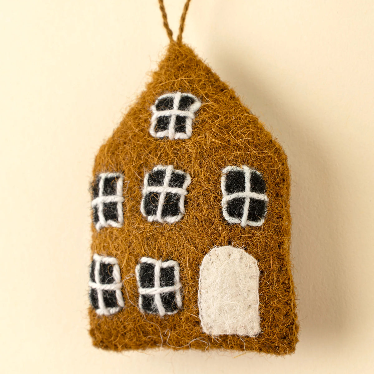 Maison en feutre faite à la main | Brun | Ornement de Noël
