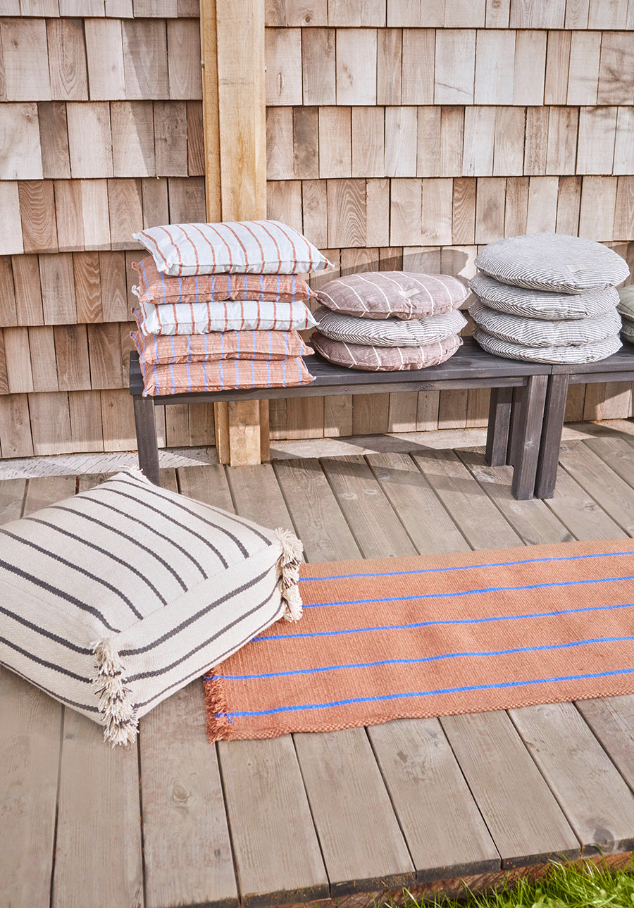 Coussin d’extérieur Kyoto carré | Polyester recyclé | Dark Caramel | 42 x 42 cm