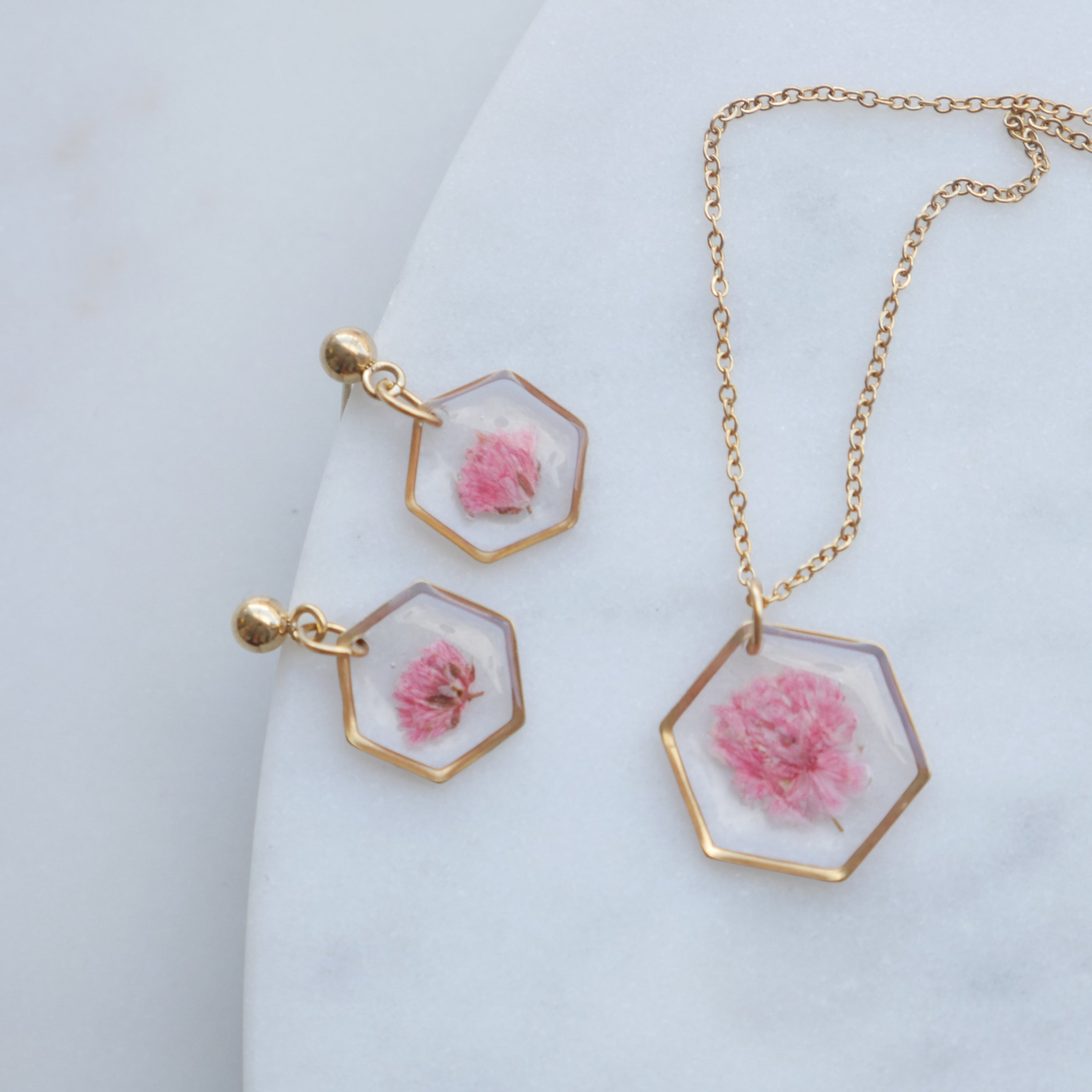 Parure Gigi rose avec collier et boucles d’oreilles fleurs séchées