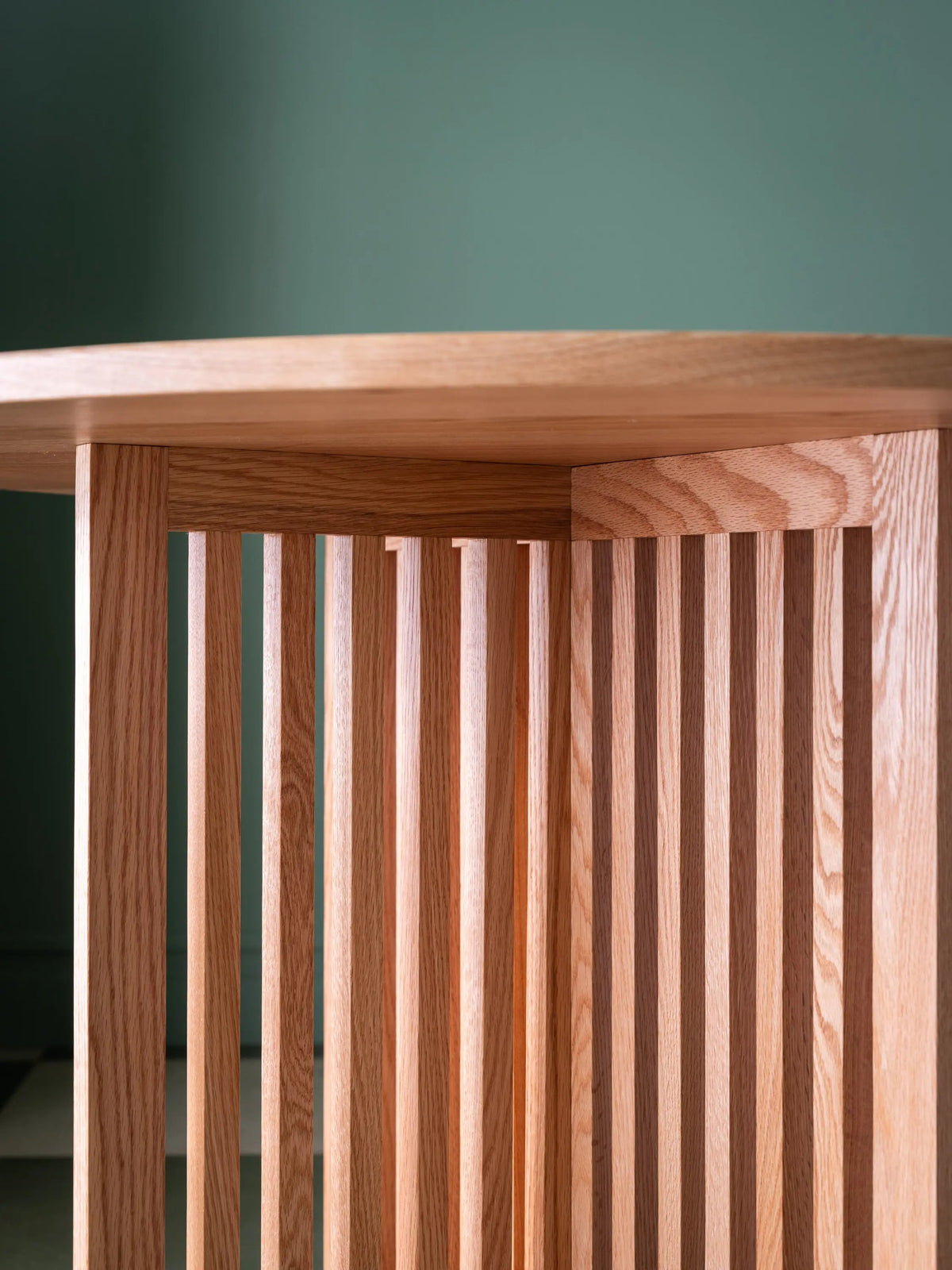 Table à dîner ronde ROBIE | Bois massif | Fait à la main au Québec