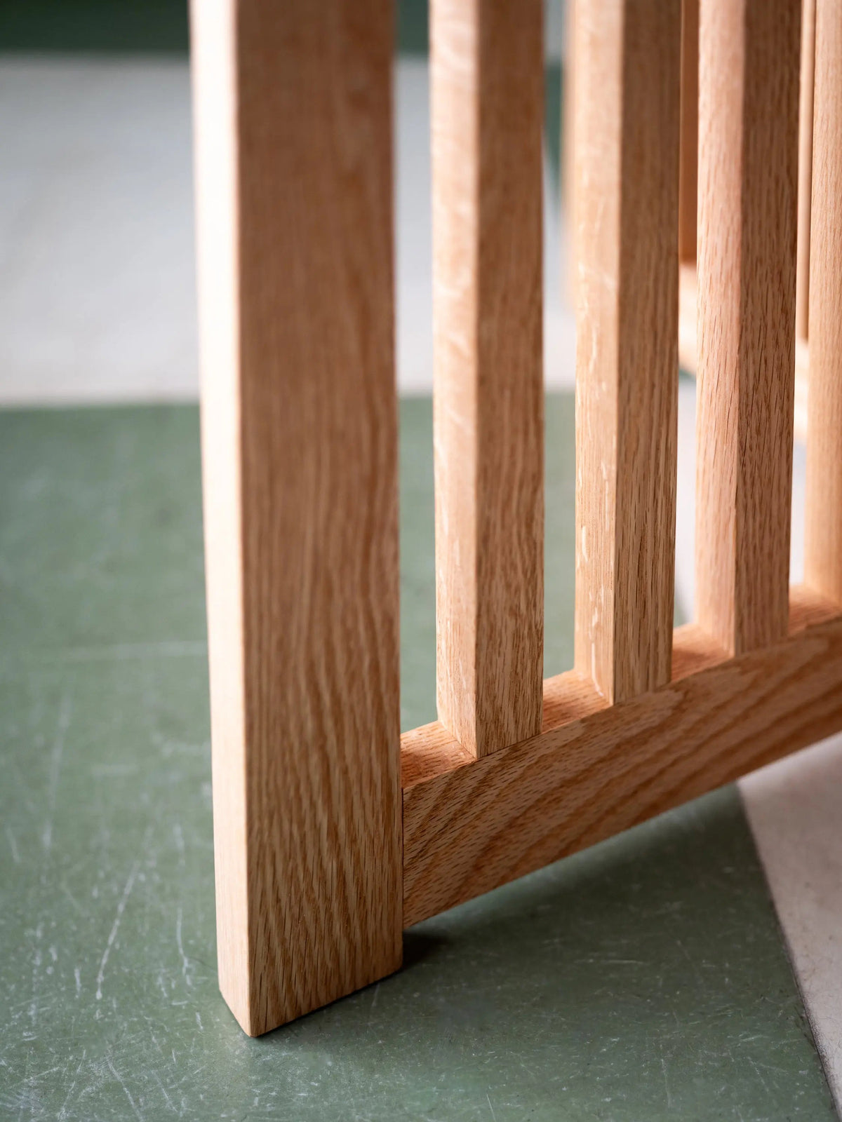 Table à dîner ronde ROBIE | Bois massif | Fait à la main au Québec