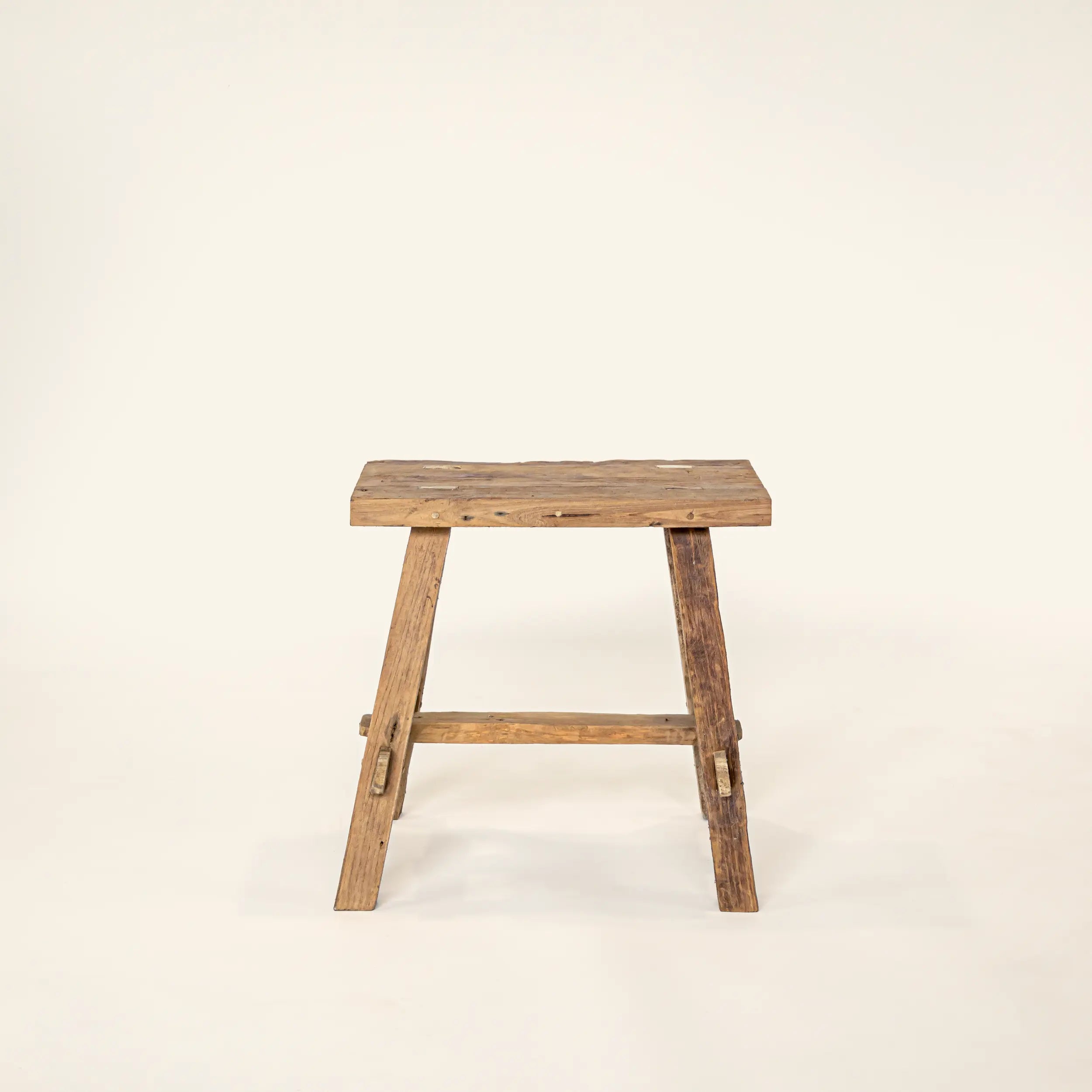 Tabouret vintage en teck