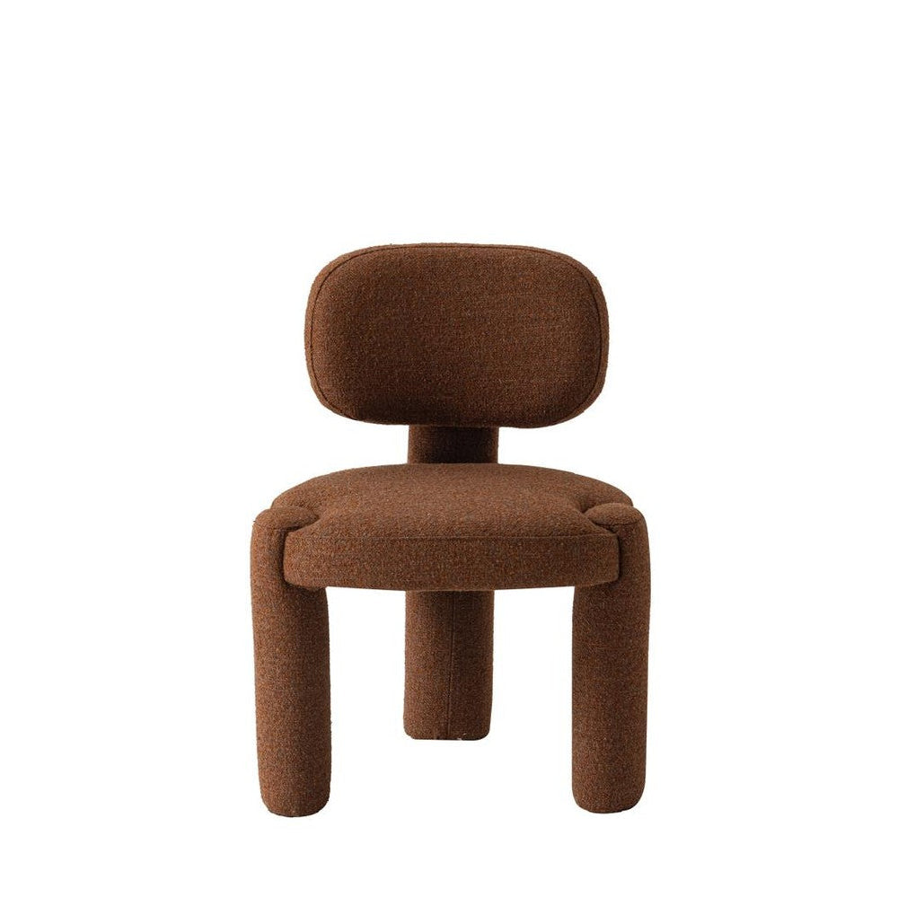 Chaise Nubo rembourrée design moderne fond blanc