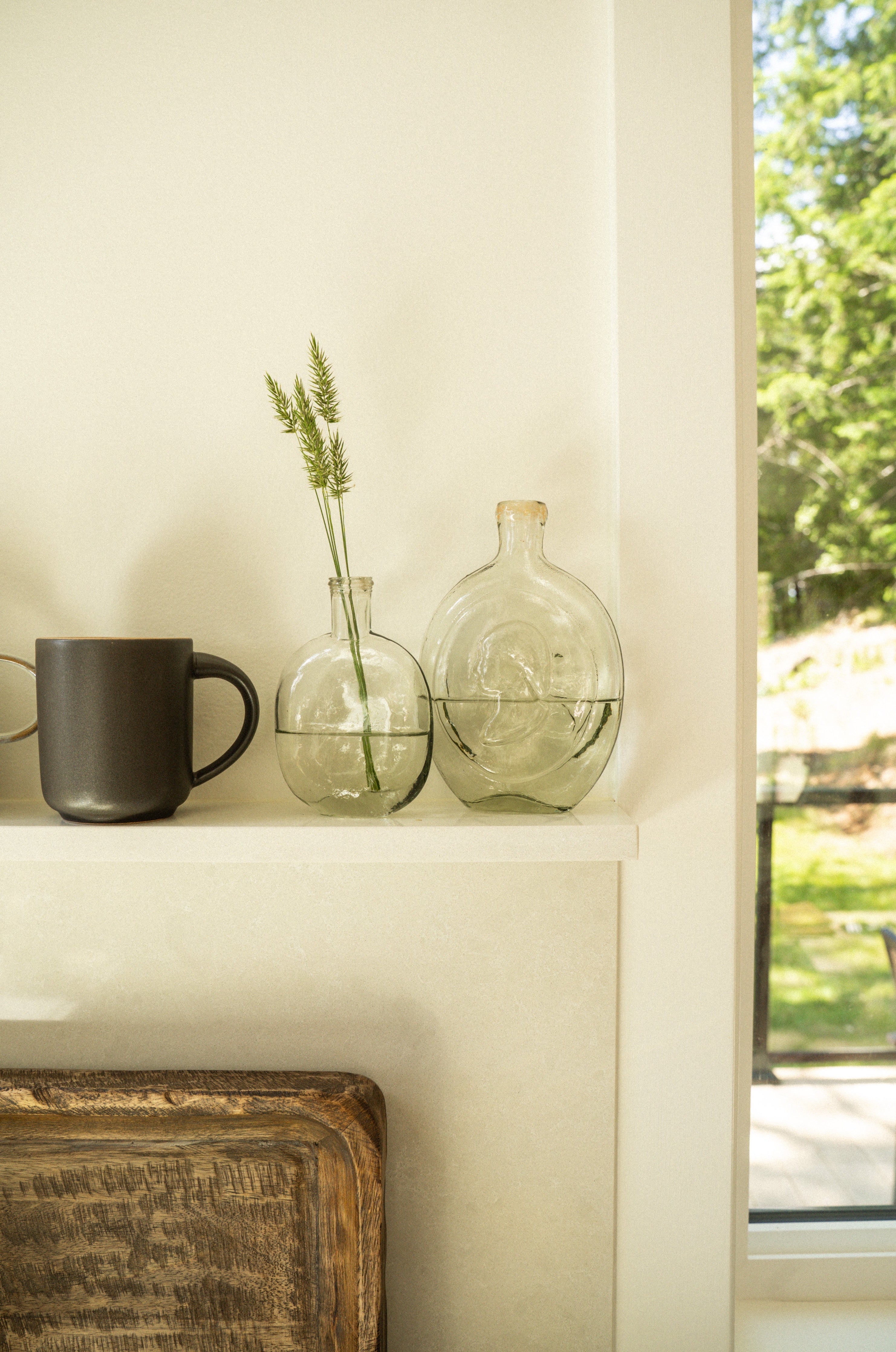 Tasse Rowe en grès durable | Teinte espresso | Fabriquée à la main