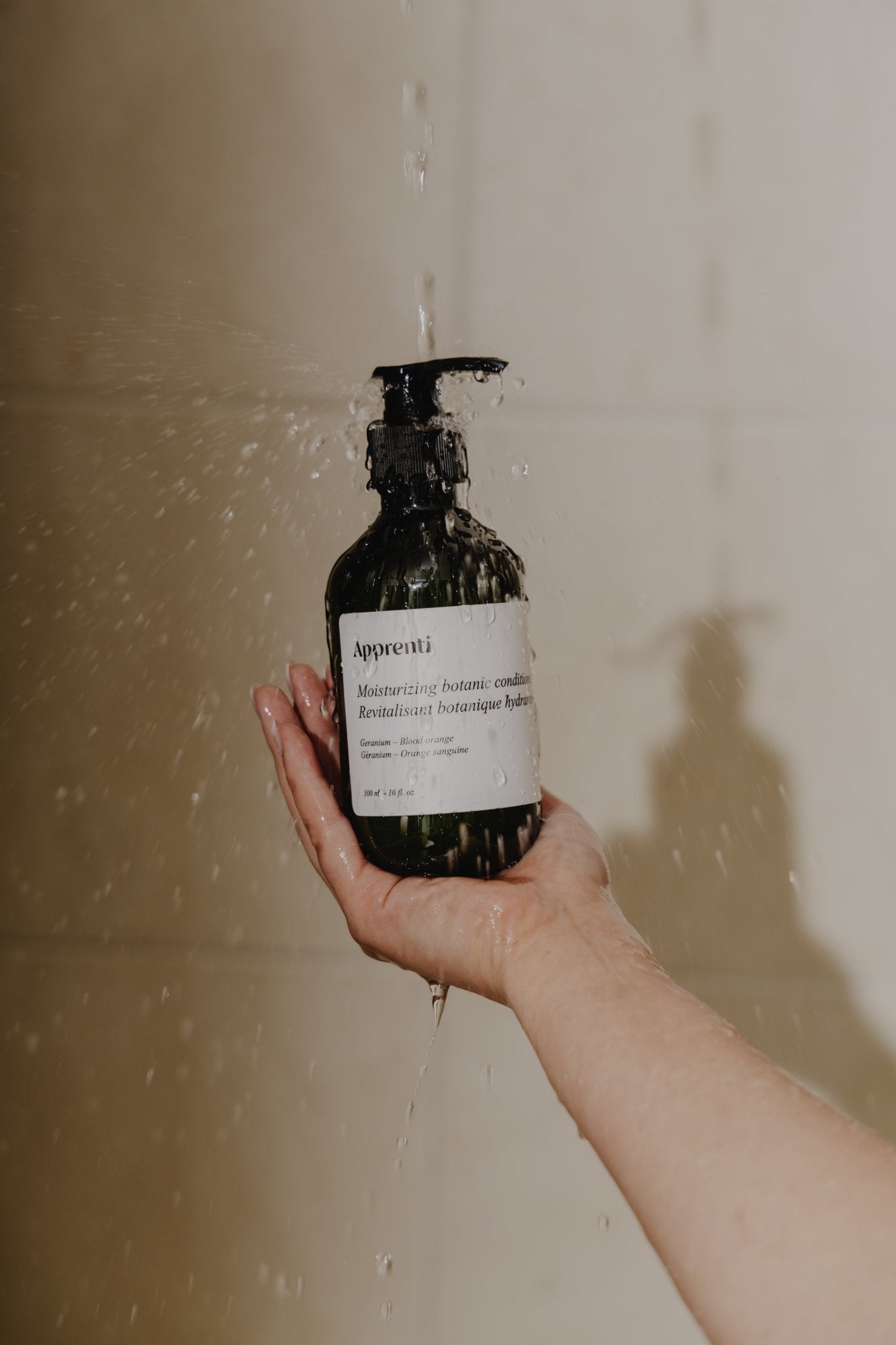 Après - shampooing botanique hydratant au géranium et à l’orange sanguine | Apprenti - Les Trouvailles de JustineHair CareApprenti