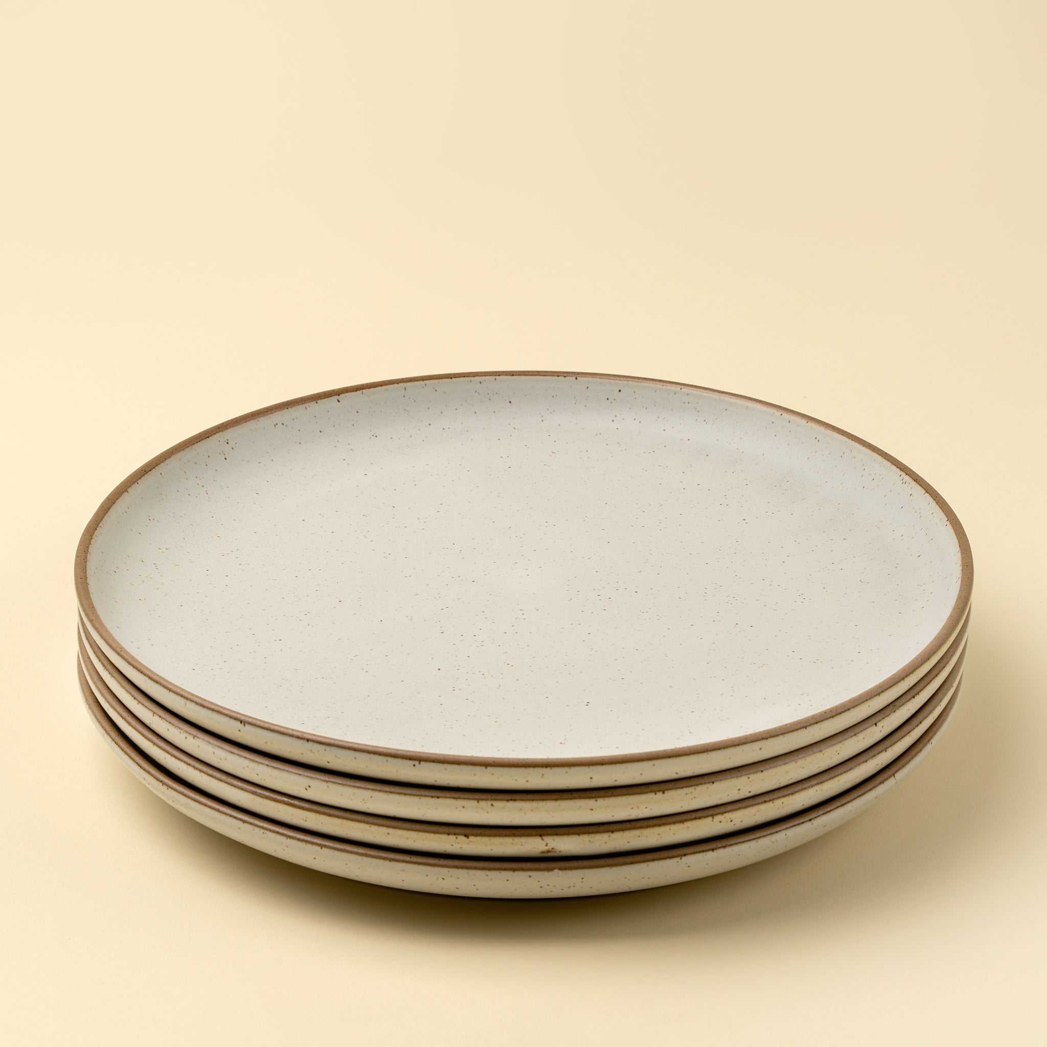 Assiette à Dîner Rowe | Ivoire | Élégance Moderne & Héritage Artisanal | Indaba - Les Trouvailles de JustineIndaba Home