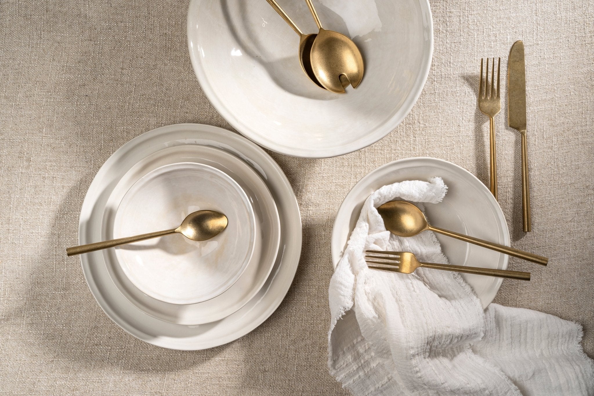 Assiette Highland | Façonnée à la main en grès - Les Trouvailles de JustineIndaba Home