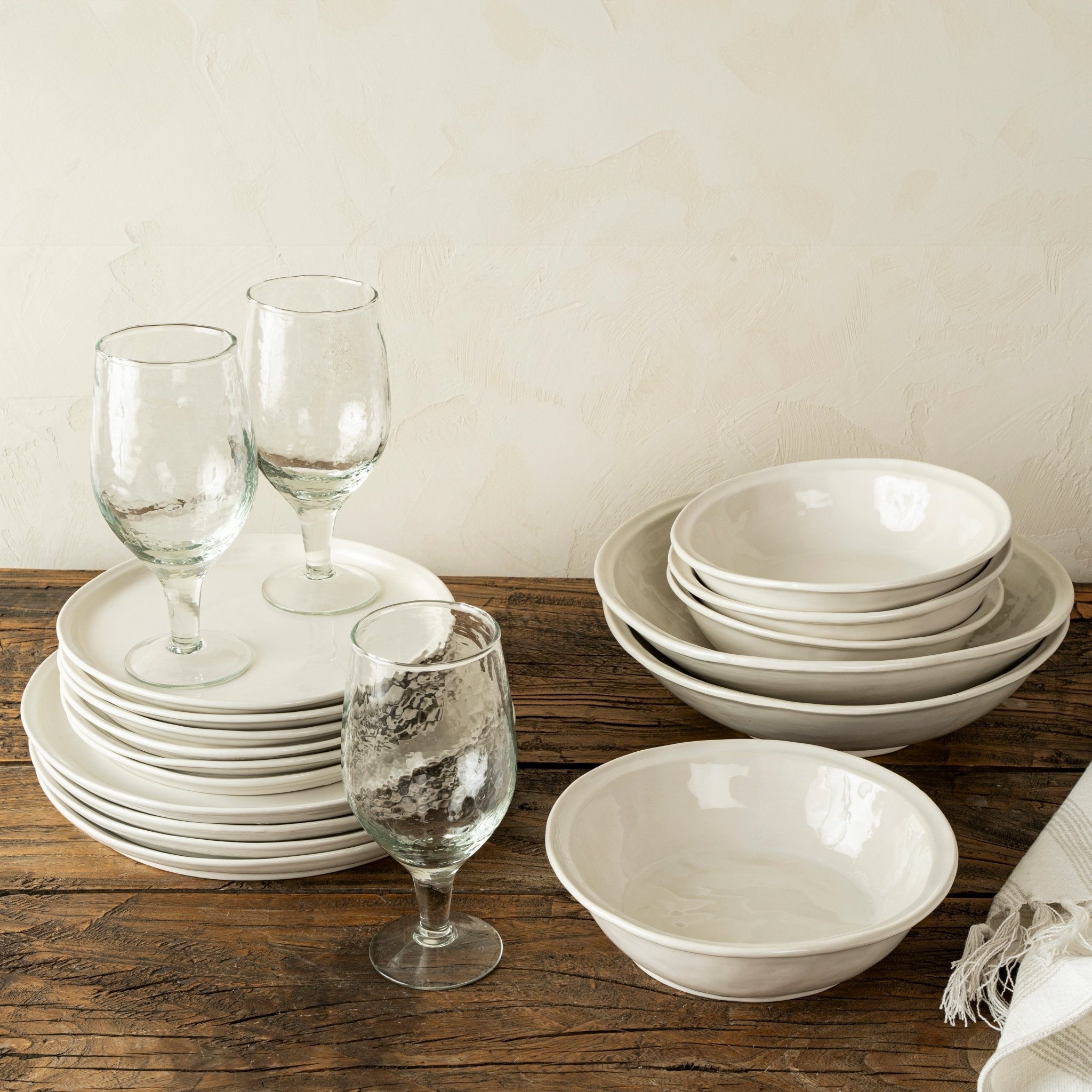 Assiette Highland | Façonnée à la main en grès - Les Trouvailles de JustineIndaba Home