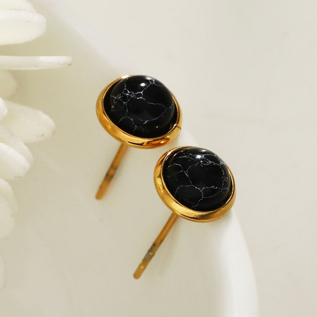 Boucles d’oreilles CECILIA | Clous classiques en pierre naturelle noire - Les Trouvailles de JustineSTUD EARRINGSHACKNEY NINE Jewellery