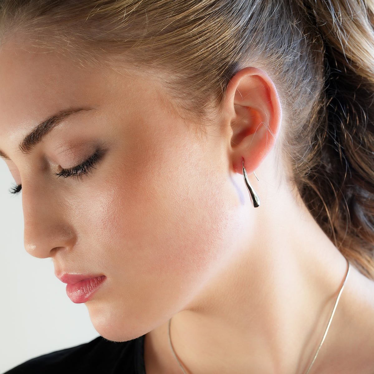 Boucles d’oreilles CORNING | Formes de têtard en or blanc (ton argent) - Les Trouvailles de JustineEARRINGSHACKNEY NINE Jewellery
