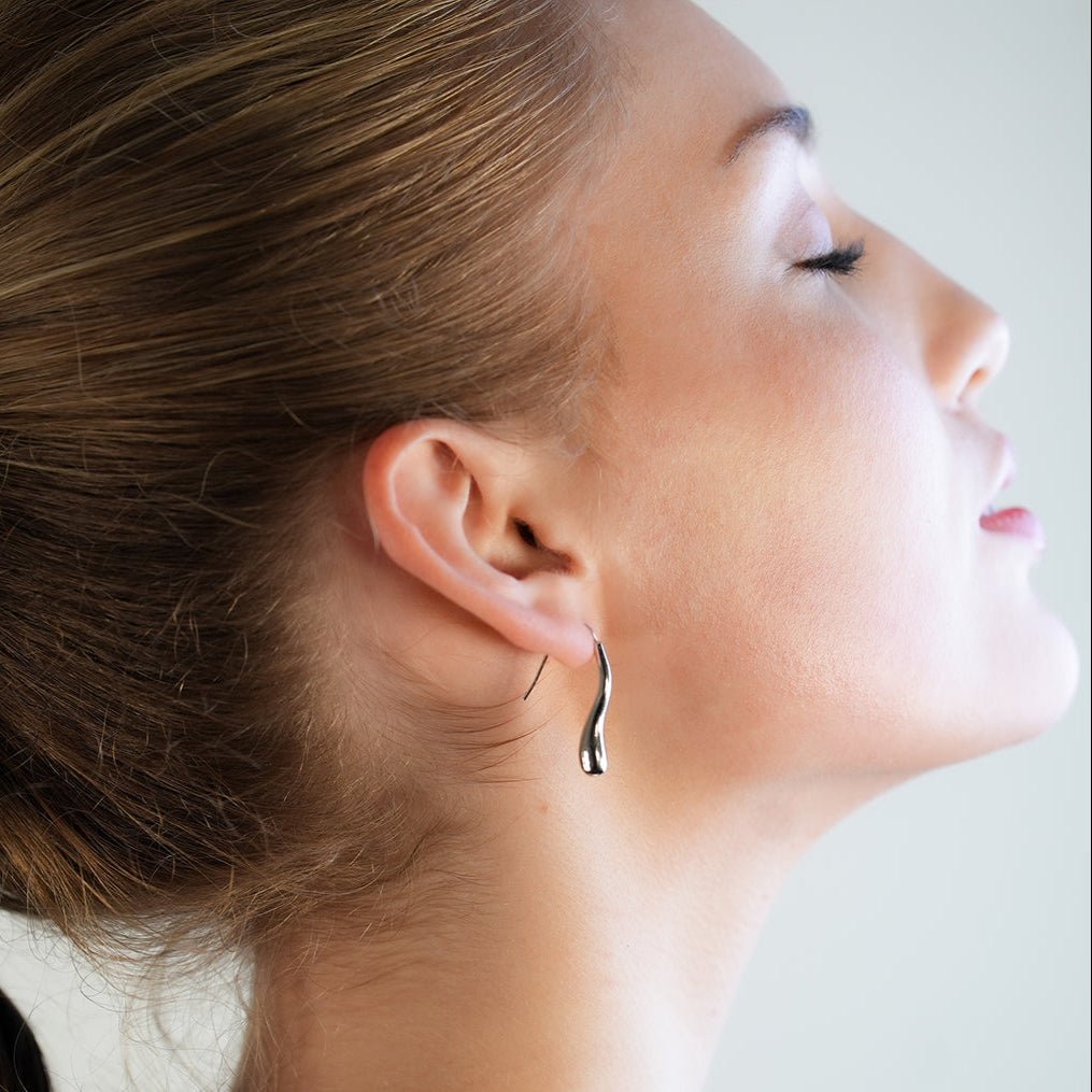 Boucles d’oreilles CORNING | Formes de têtard en or blanc (ton argent) - Les Trouvailles de JustineEARRINGSHACKNEY NINE Jewellery