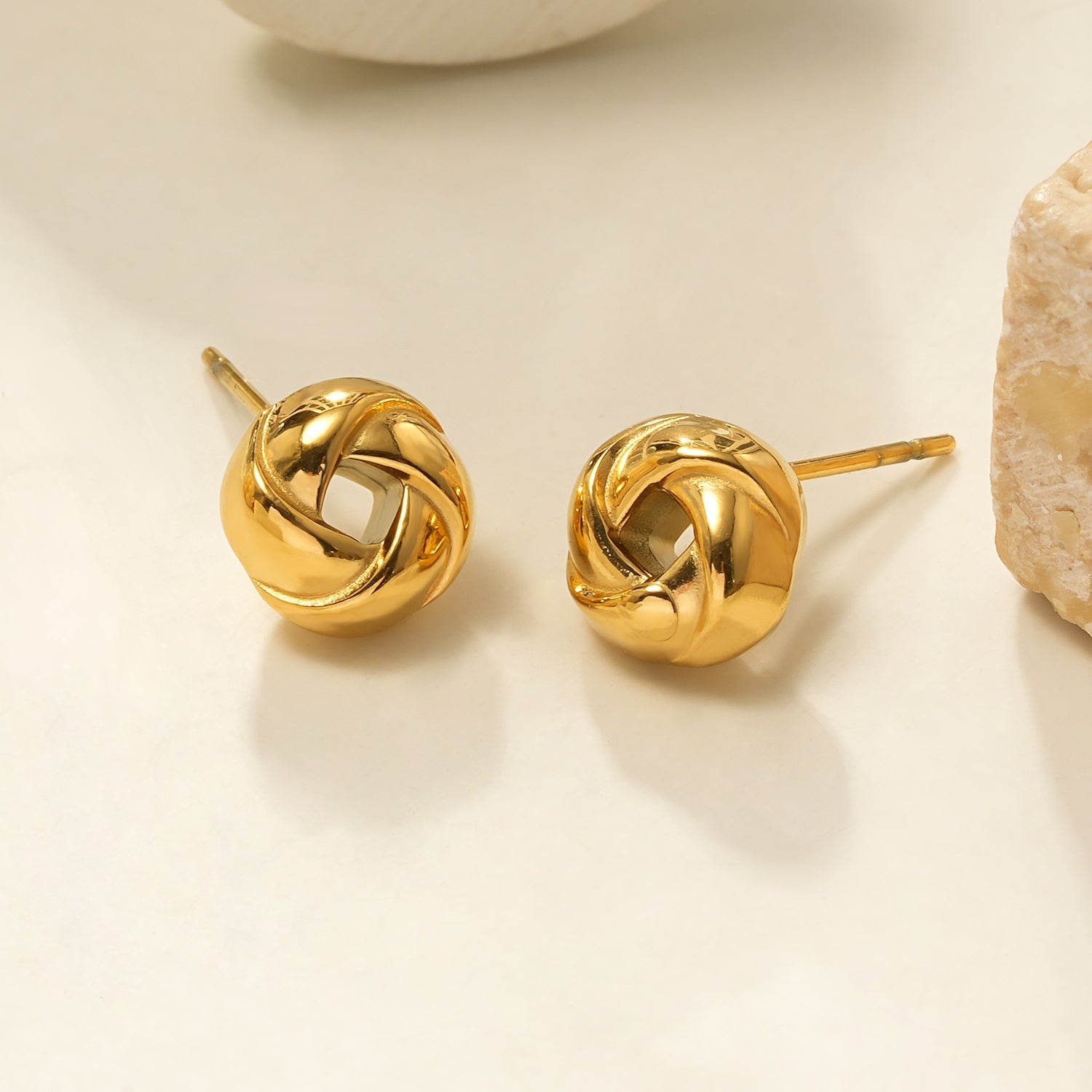 Boucles d’oreilles JATANI | Boucles nœud d’amour | Or - Les Trouvailles de JustineEARRINGSHACKNEY NINE Jewellery