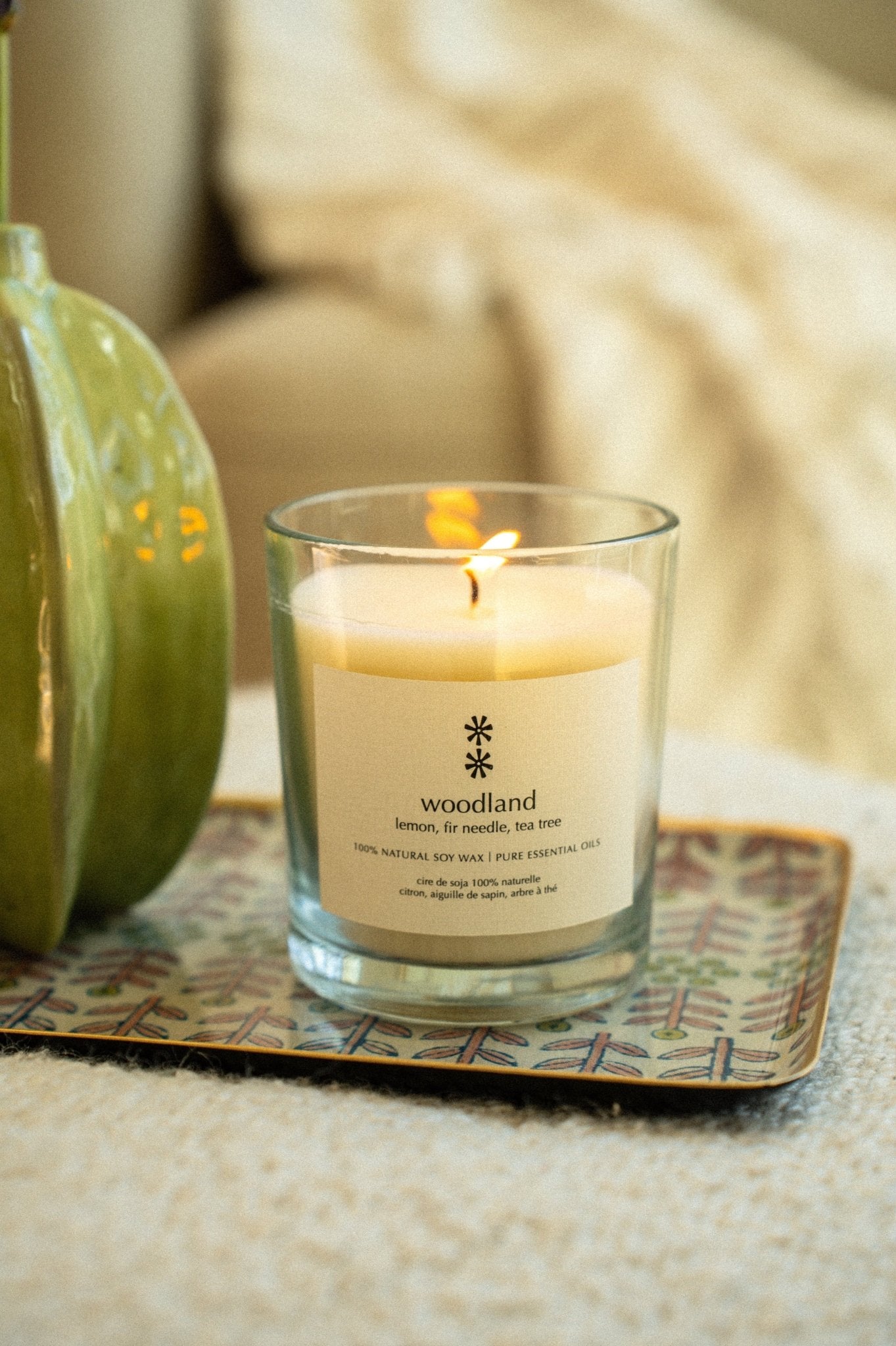 Bougie Woodland Fait à la main | Cire de soja | Citron, Sapin et Arbre à thé | Indaba - Les Trouvailles de JustineIndaba Home