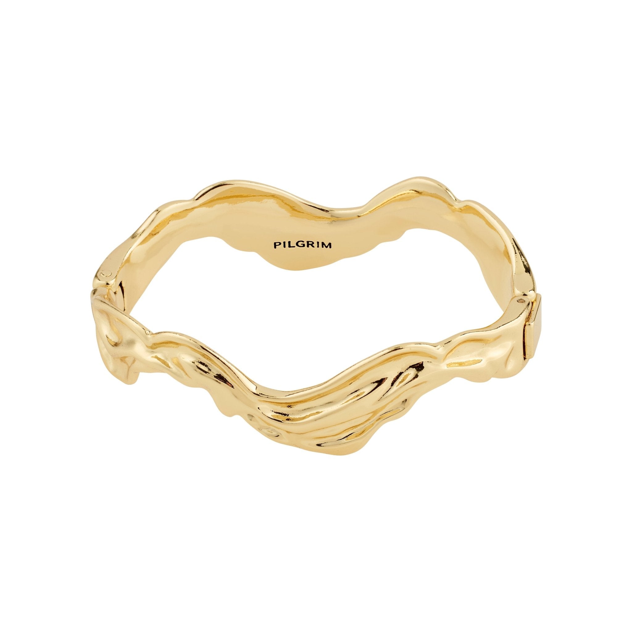 Bracelet ondulé FEEL de Pilgrim plaqué or ou argent fabriqué à 99 % de matériaux recyclés.