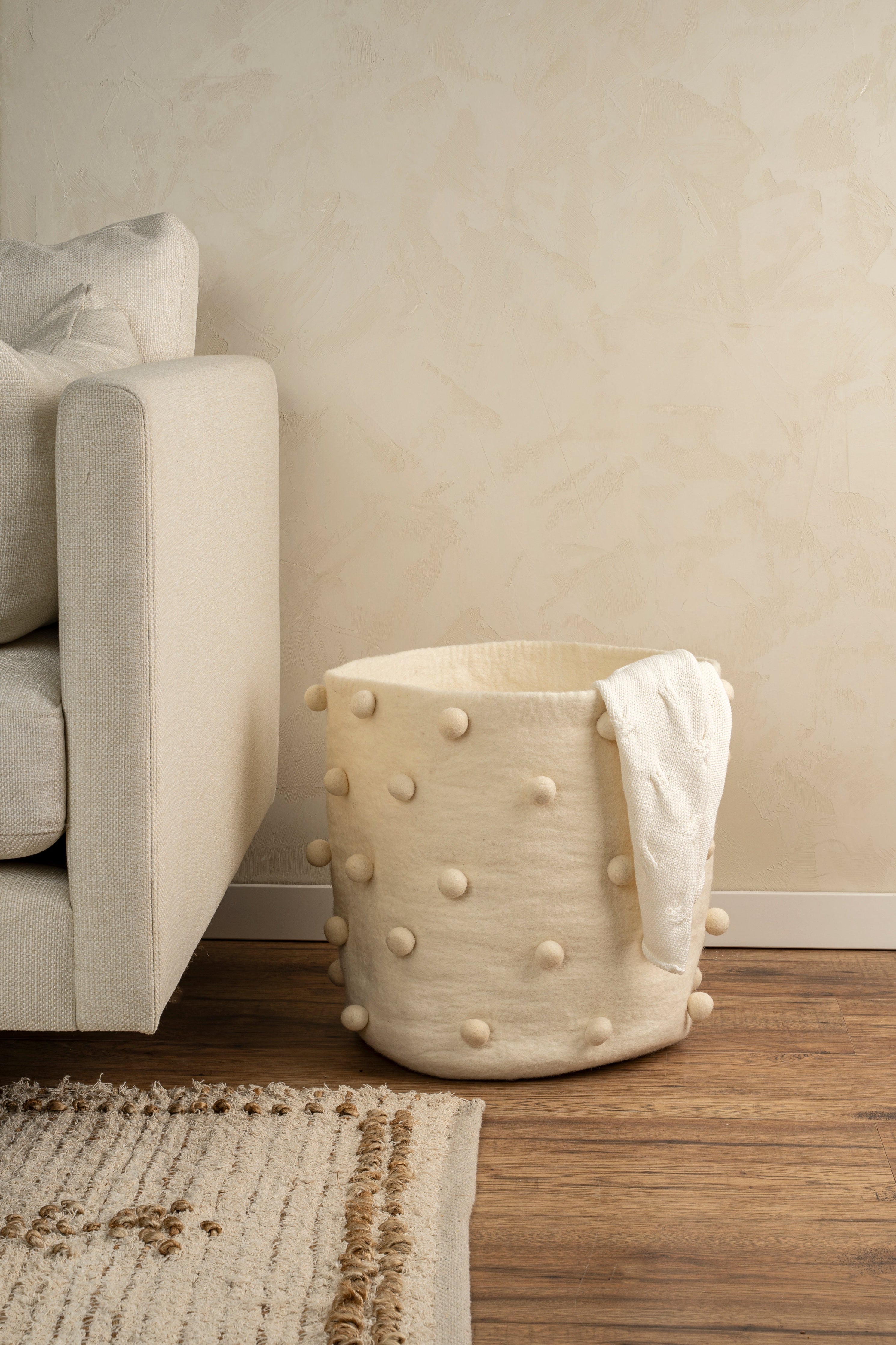 Panier à Pompons Feutrés | Petit Format | Laine Naturelle