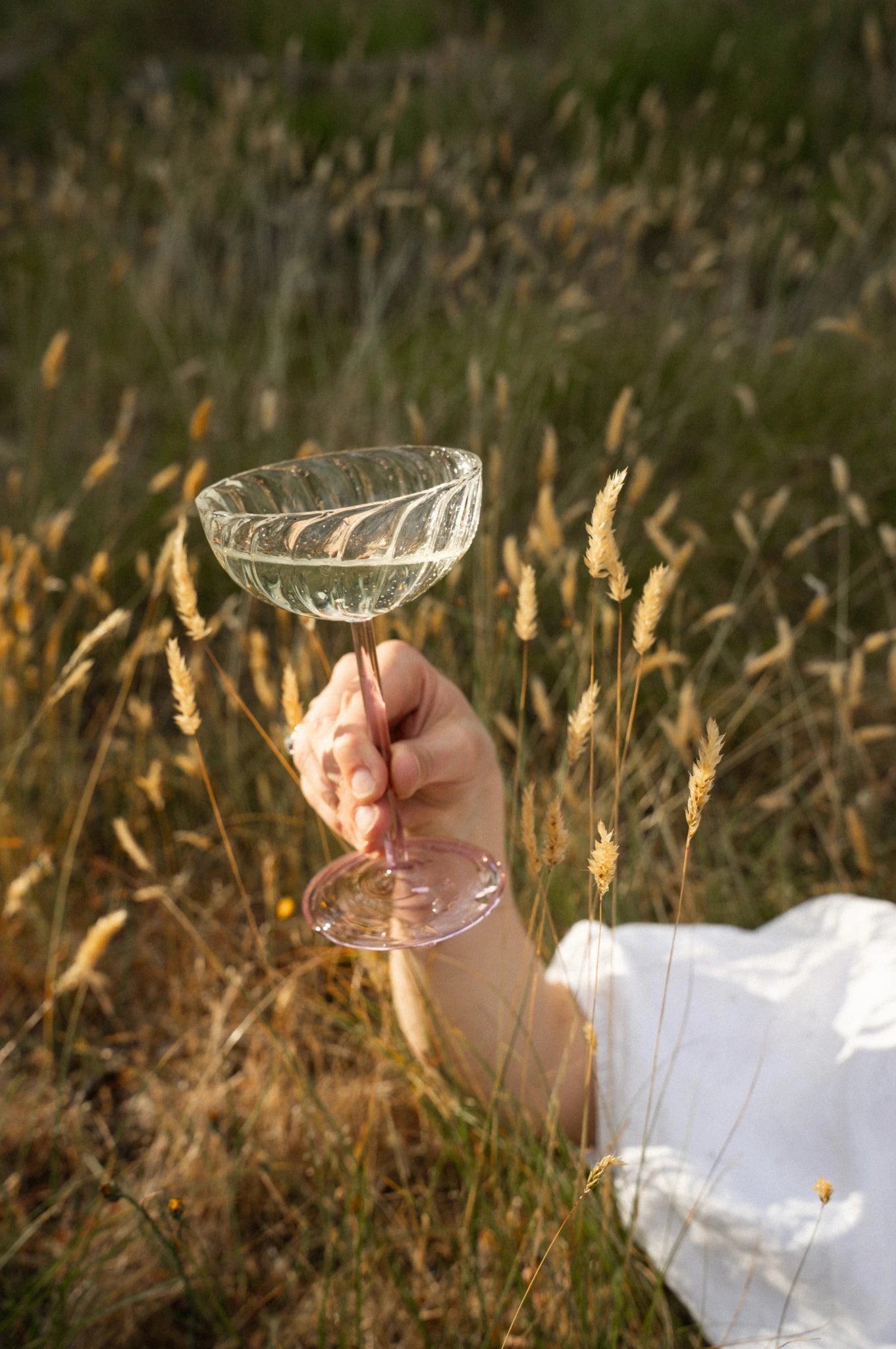 Celeste Coupe, Rose | Verre Raffiné | Fait à la main | Écoresponsable | Indaba - Les Trouvailles de JustineIndaba Home