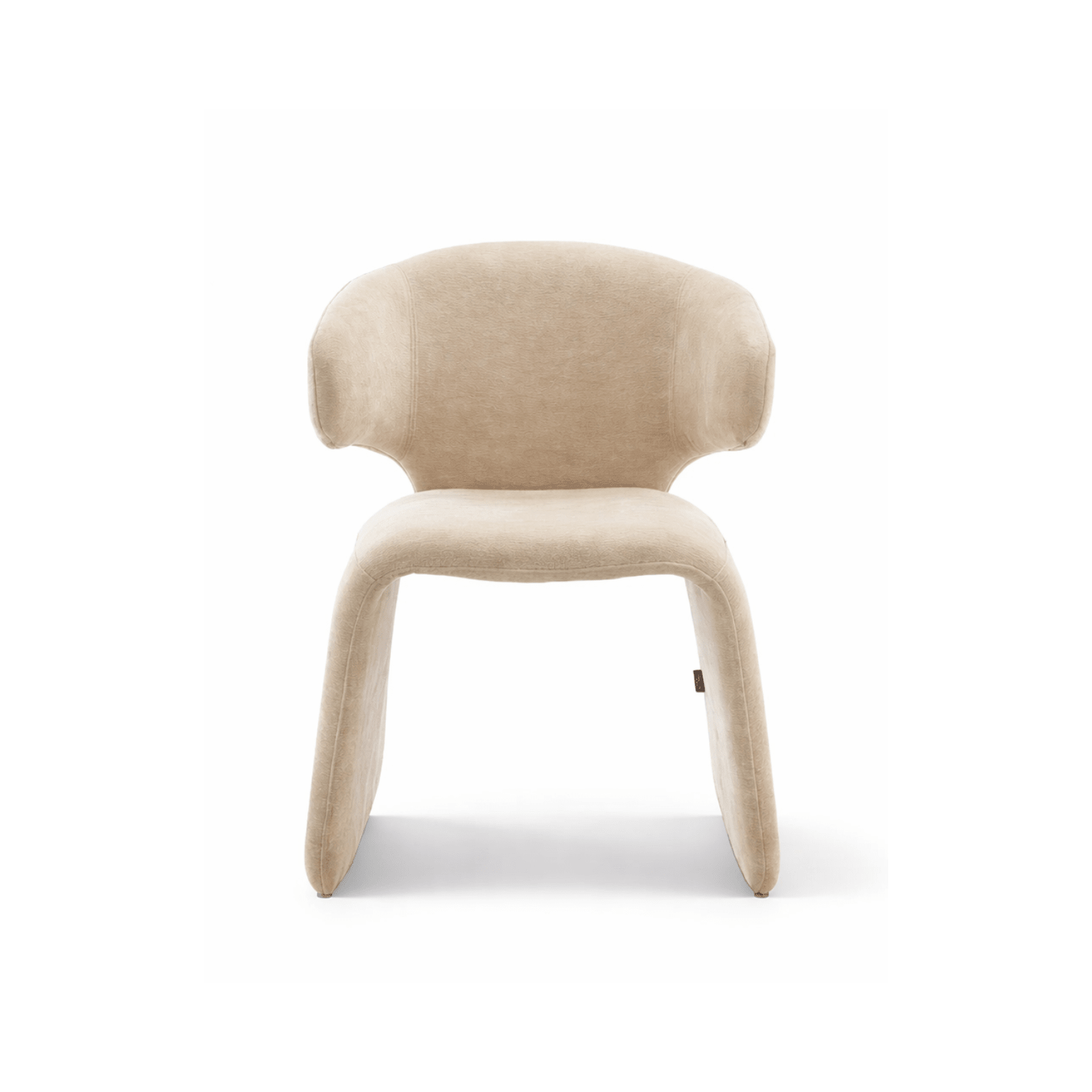 Chaise salle à manger rembourrée beige, dossier arrondi et pieds fuselés sculptés