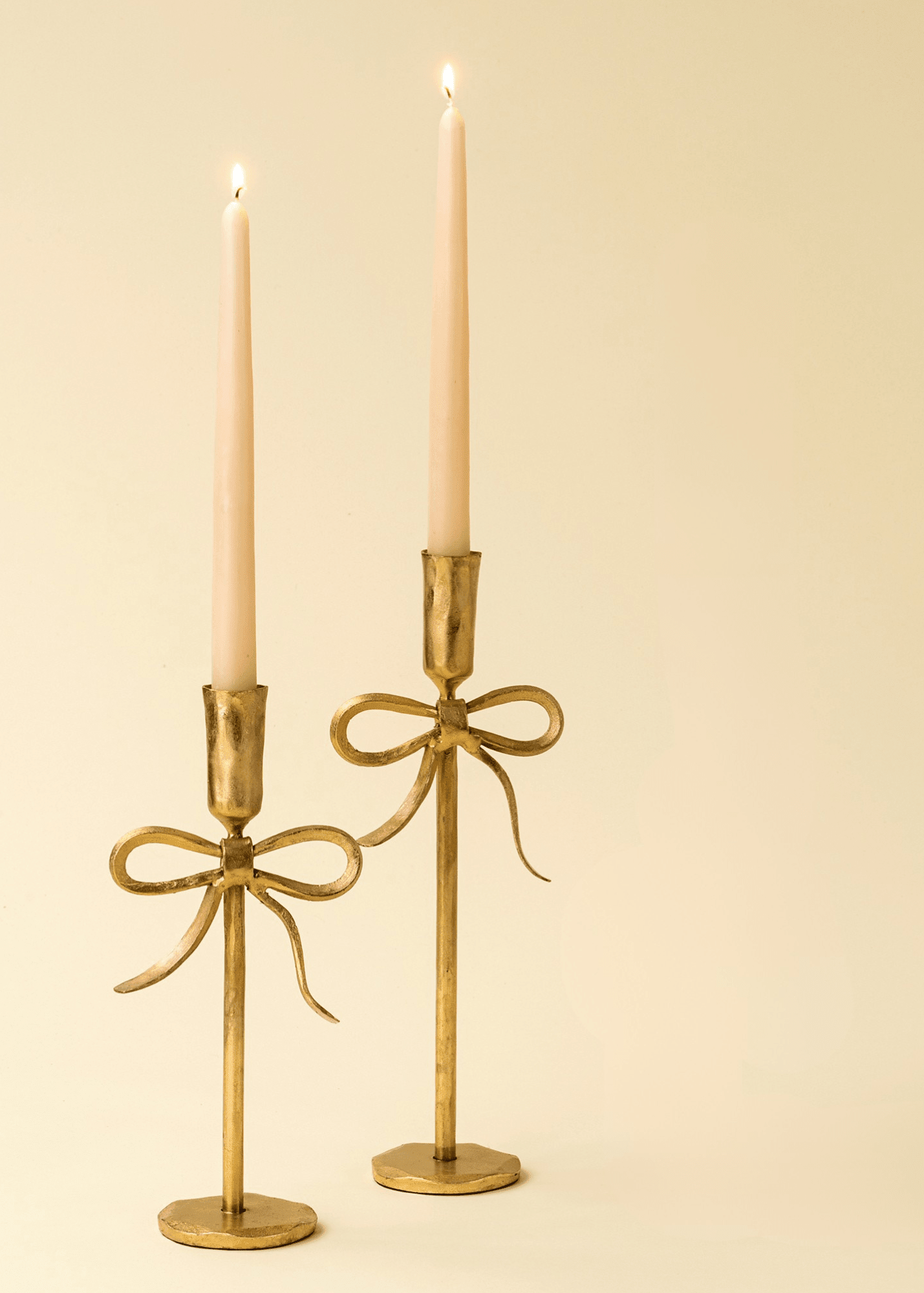 Chandeliers Bow Forged | Ensemble de 2 | Doré - Les Trouvailles de JustineClementine Home Floral Gift