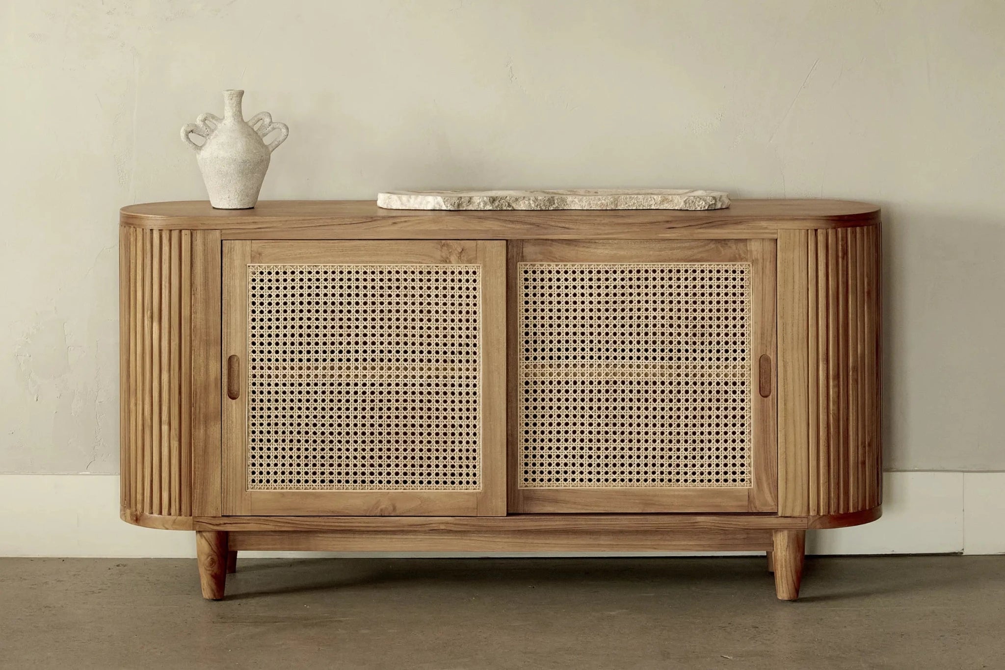 Console Alexia en Teck Massif & Rotin | 2 portes coulissante - Les Trouvailles de JustineBuffets et bahutsCRUSOË
