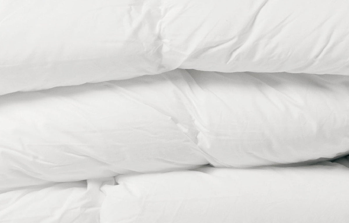 Couette d’hiver en microfibre blanche | Jumeau, Queen, King