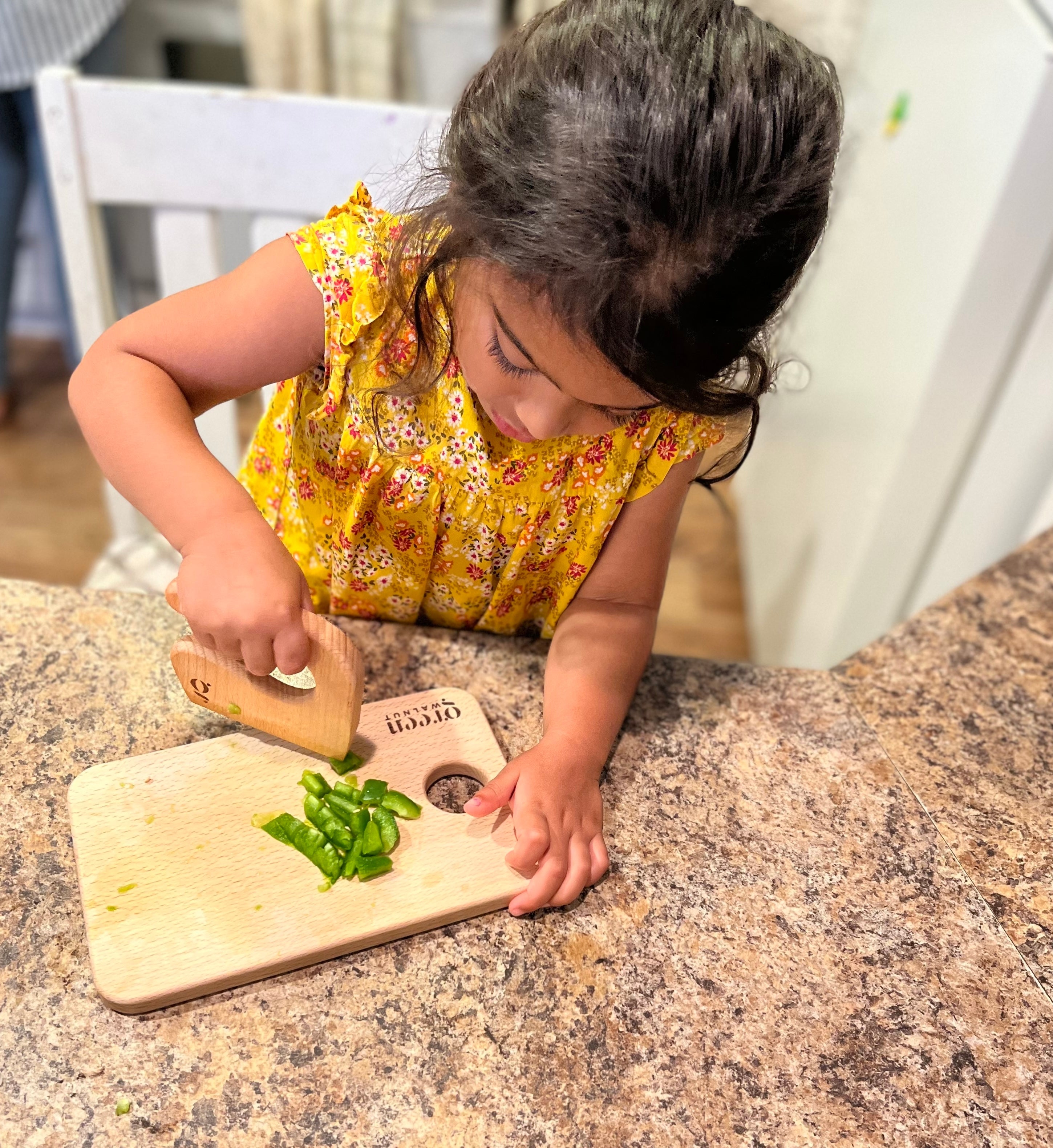 Kids Wooden Knife & Cutting Board | Safe Knife For Children | Wooden Cutter For Children (Knife + Cutting Board)