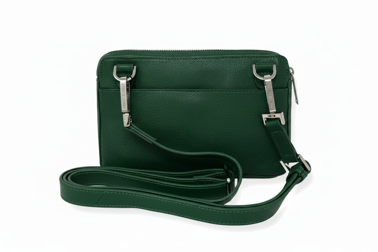 Petit sac bandoulière en cuir vert foncé, anses/anneaux métal et bandoulière
