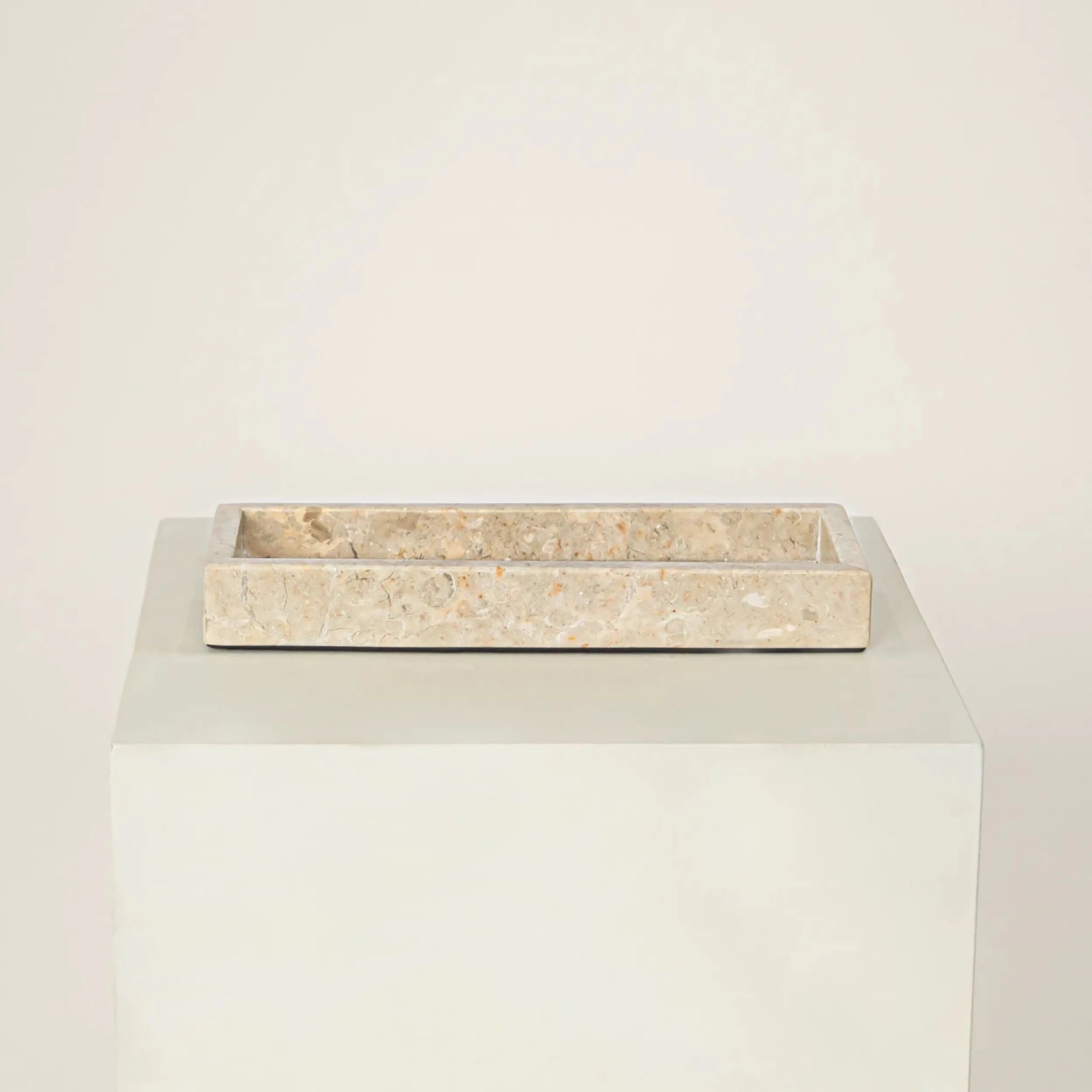 Plateau en marbre | Crème - Les Trouvailles de JustinePlateaux de serviceCRUSOË