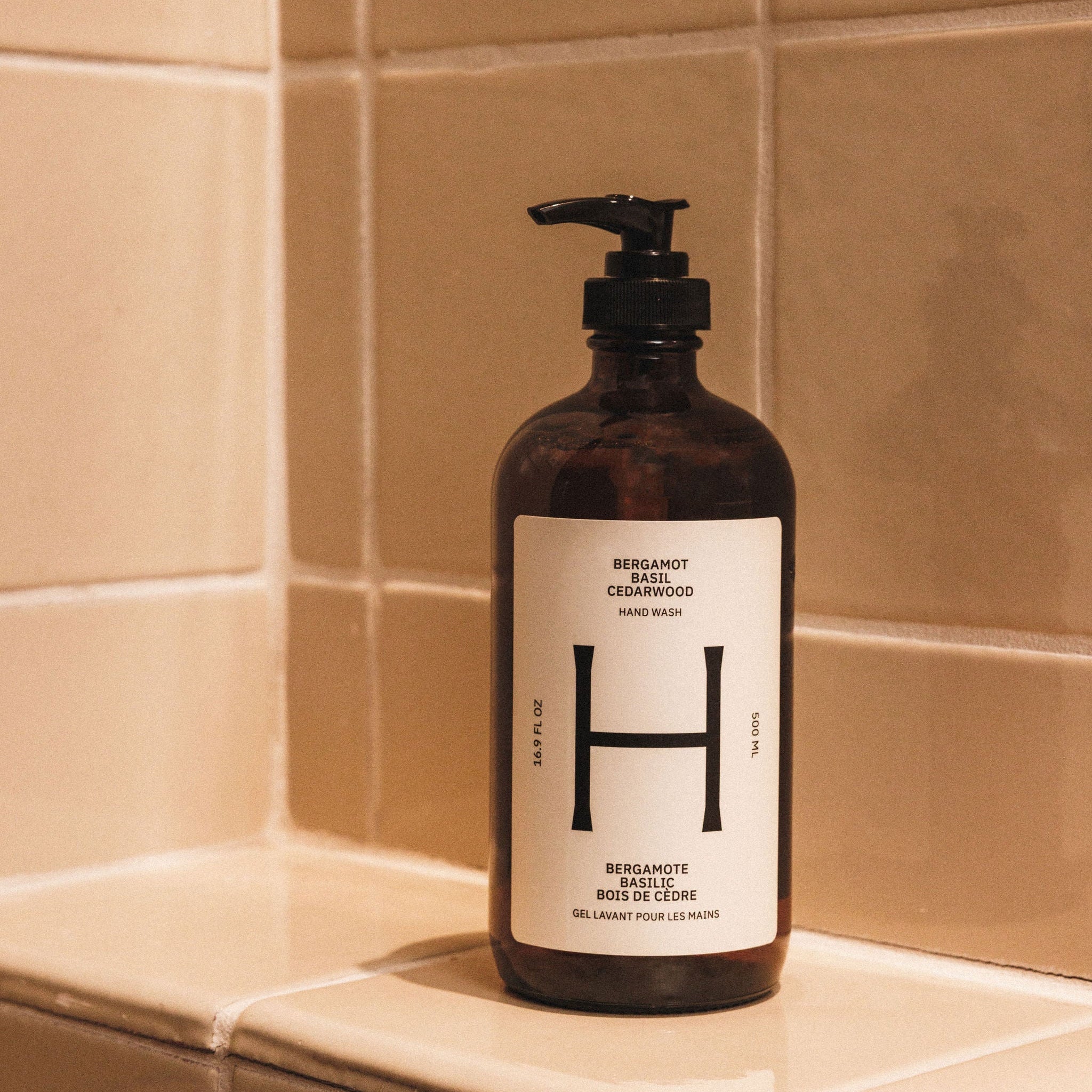Savon à mains Bergamote, Basilic & Bois de cèdre | 236 ml ou 500 ml | Végan | Sans sulfates | Health Hut - Les Trouvailles de JustineHand SoapHealth Hut236ml