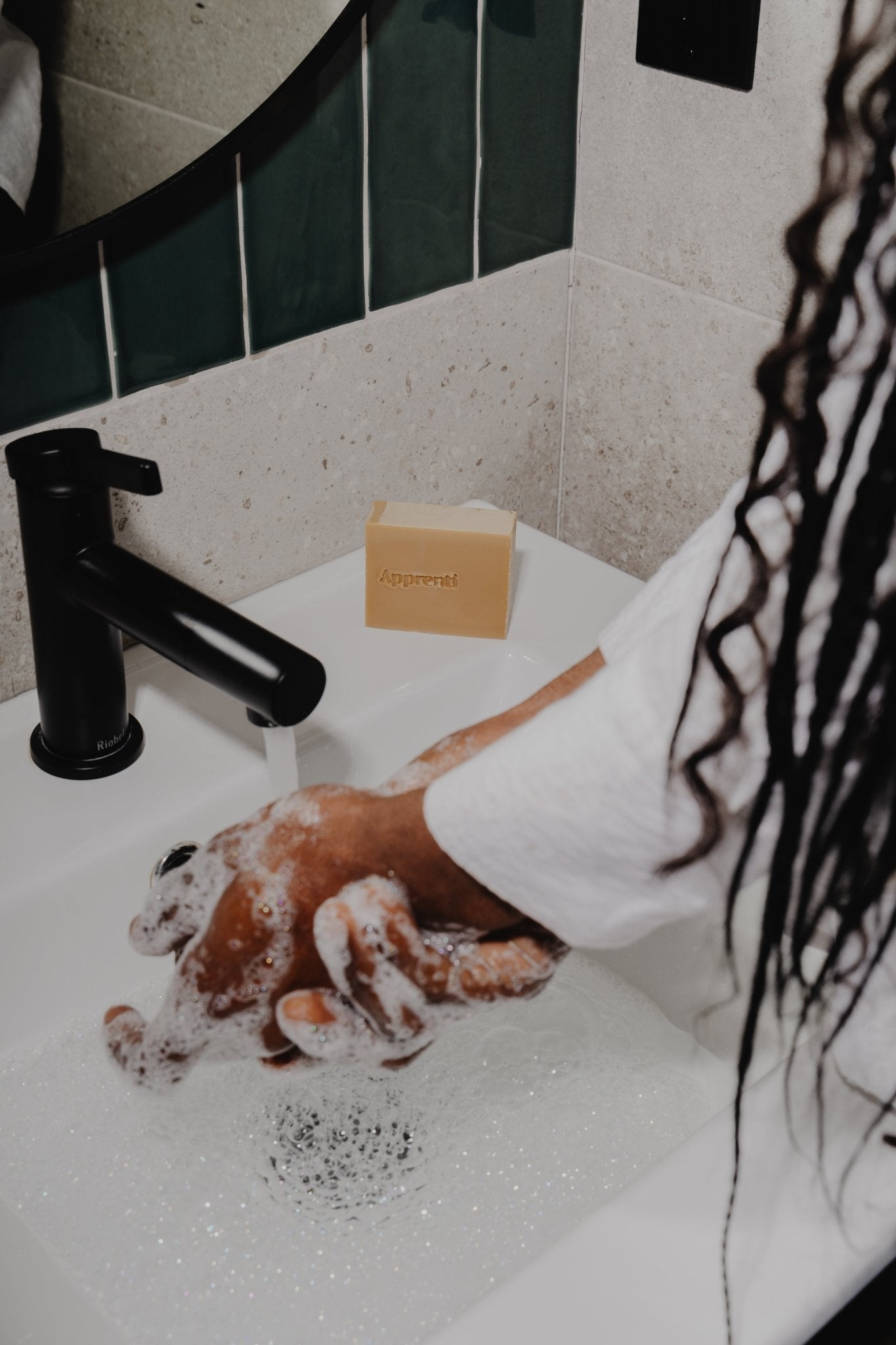 Savon Cèdre & Petitgrain | Fait à la main | Apprenti - Les Trouvailles de JustineBar SoapApprenti