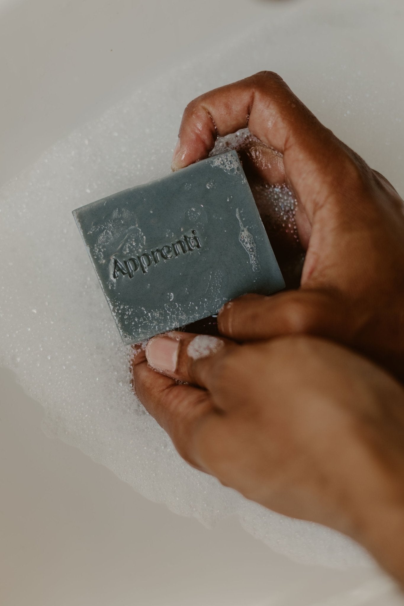 Savon Détox aux Herbes | Apprenti - Les Trouvailles de JustineBar SoapApprenti