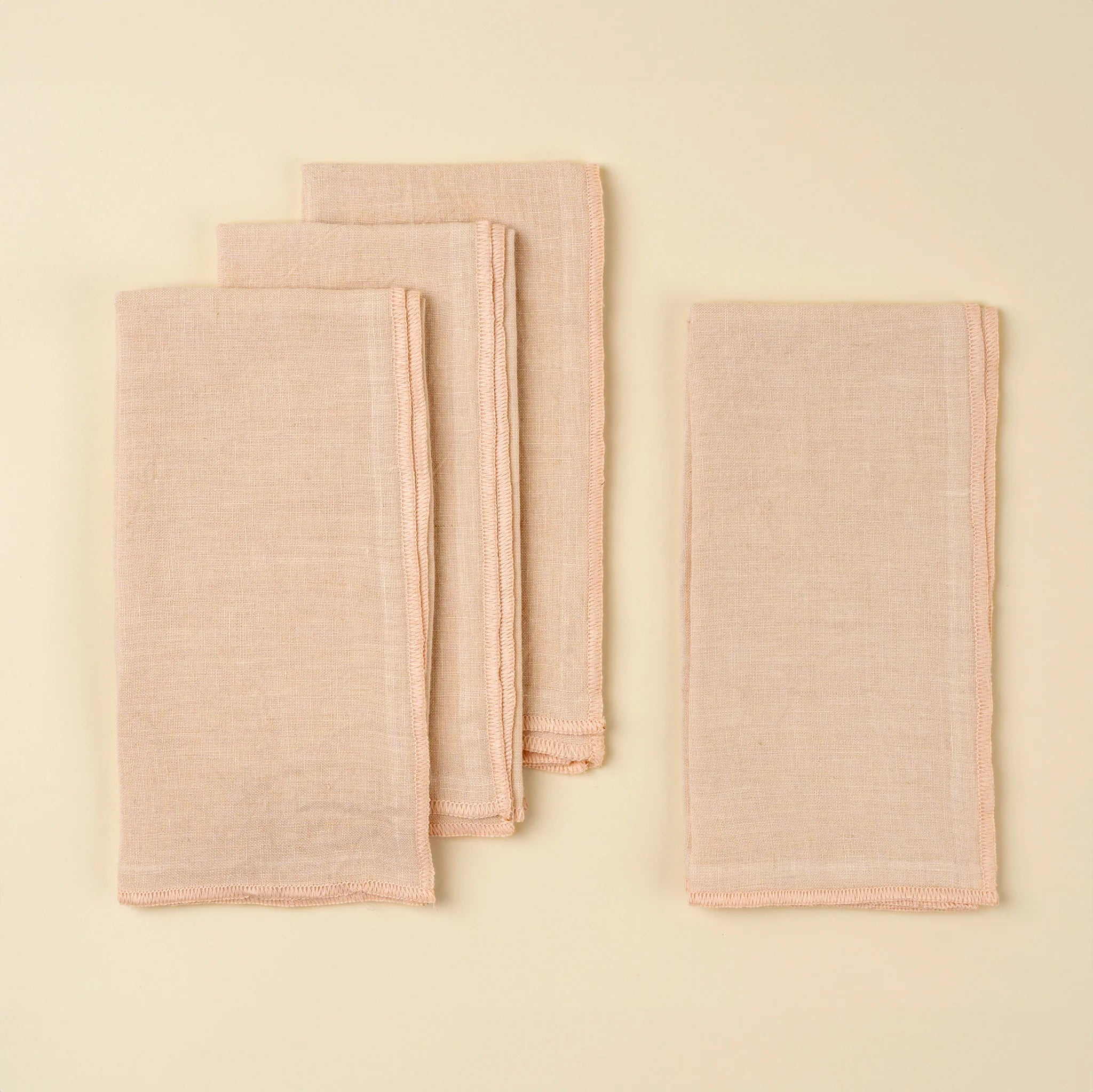 Serviettes de table en lin lavé Stonewashed, Rose pâle | Lot de 4 | Fait à la main | Indaba - Les Trouvailles de JustineIndaba Home