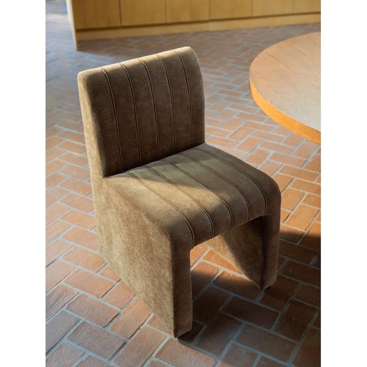 Chaise de salle à manger Sloane | Vert cèdre | Tissu haute performance
