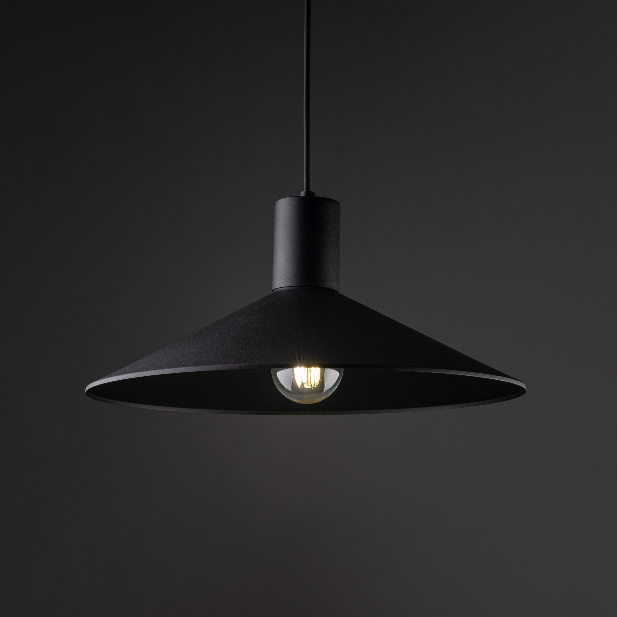 Suspension JUMP | 1 lumière | Métal noir | Design industriel | Luminaire moderne - Les Trouvailles de JustineLumoCrafts