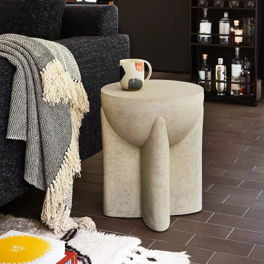 Table d’appoint Hotila | Marbre sculptural - Les Trouvailles de JustineNisu HomeTable d'appoint